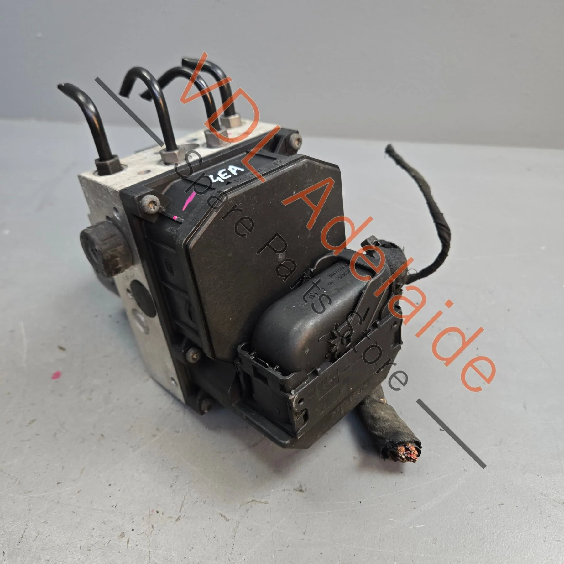 Audi A8 D3 4E S8 5.2 V10 ABS Brake Pump Module 4E0614517CS - Image 5
