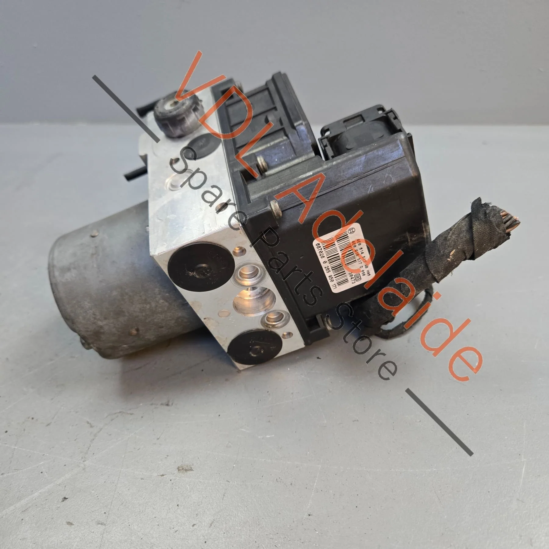 Audi A8 D3 4E S8 5.2 V10 ABS Brake Pump Module 4E0614517CS - Image 6
