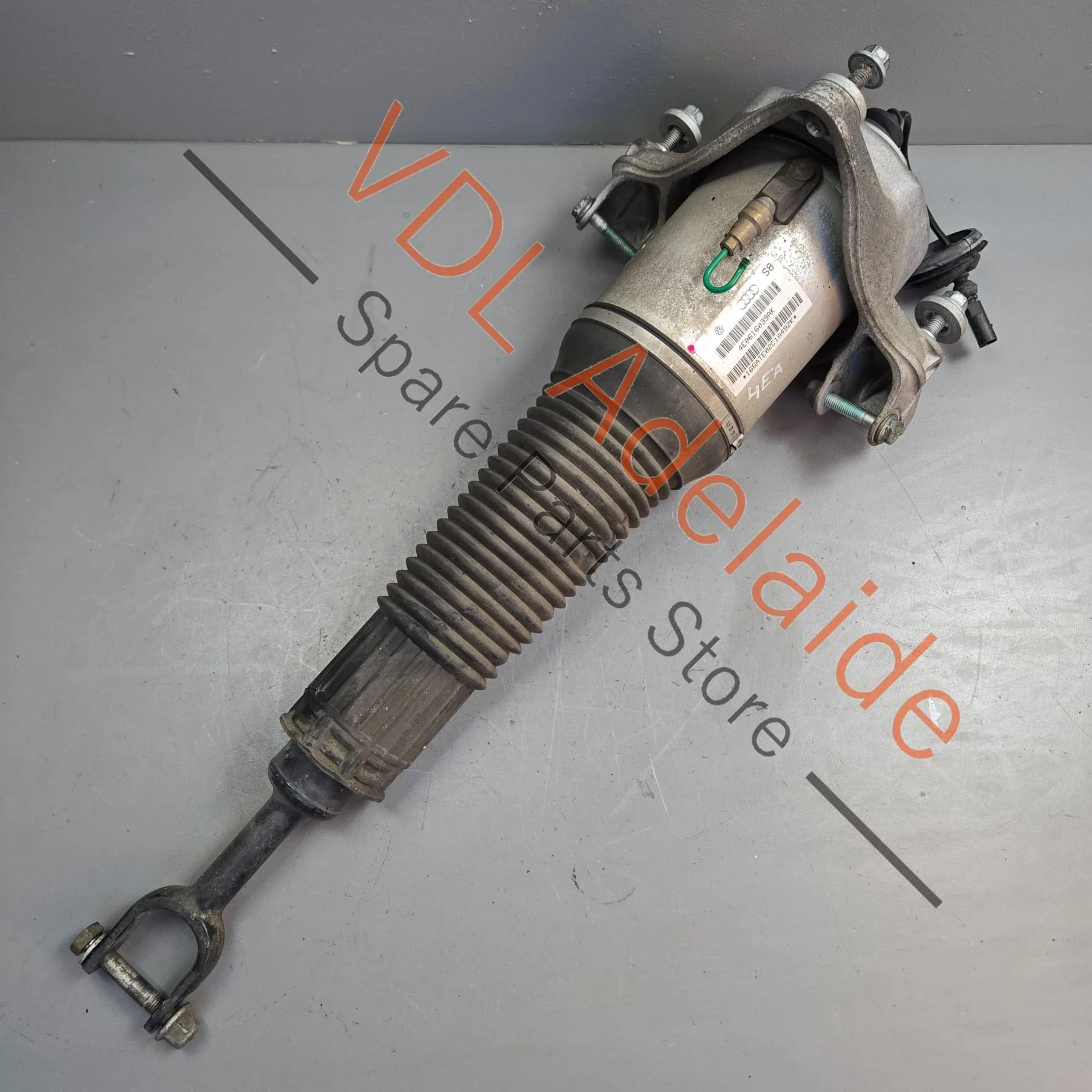 Audi D3 S8 Front Left Shock Absorber Air Suspension Strut 4E0616039AK 4E0616039AP