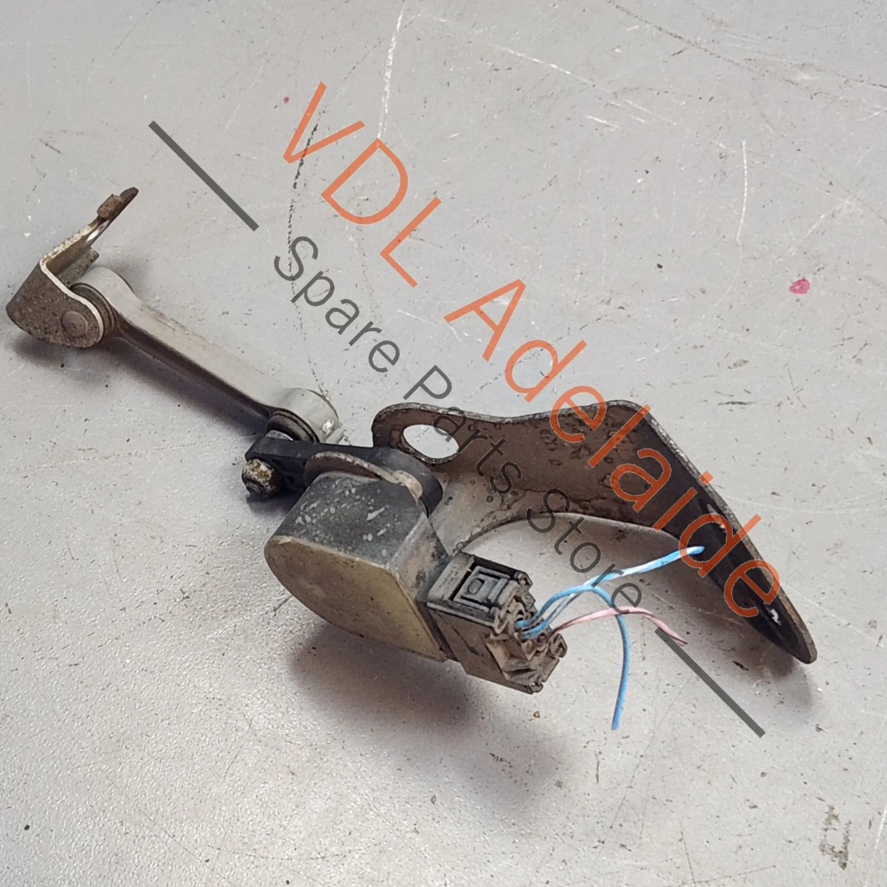 Audi A8 S8 D3 Rear Left Suspension Height Level Sensor 4E0616571E 4E0616571D 4E0907503C - Image 5