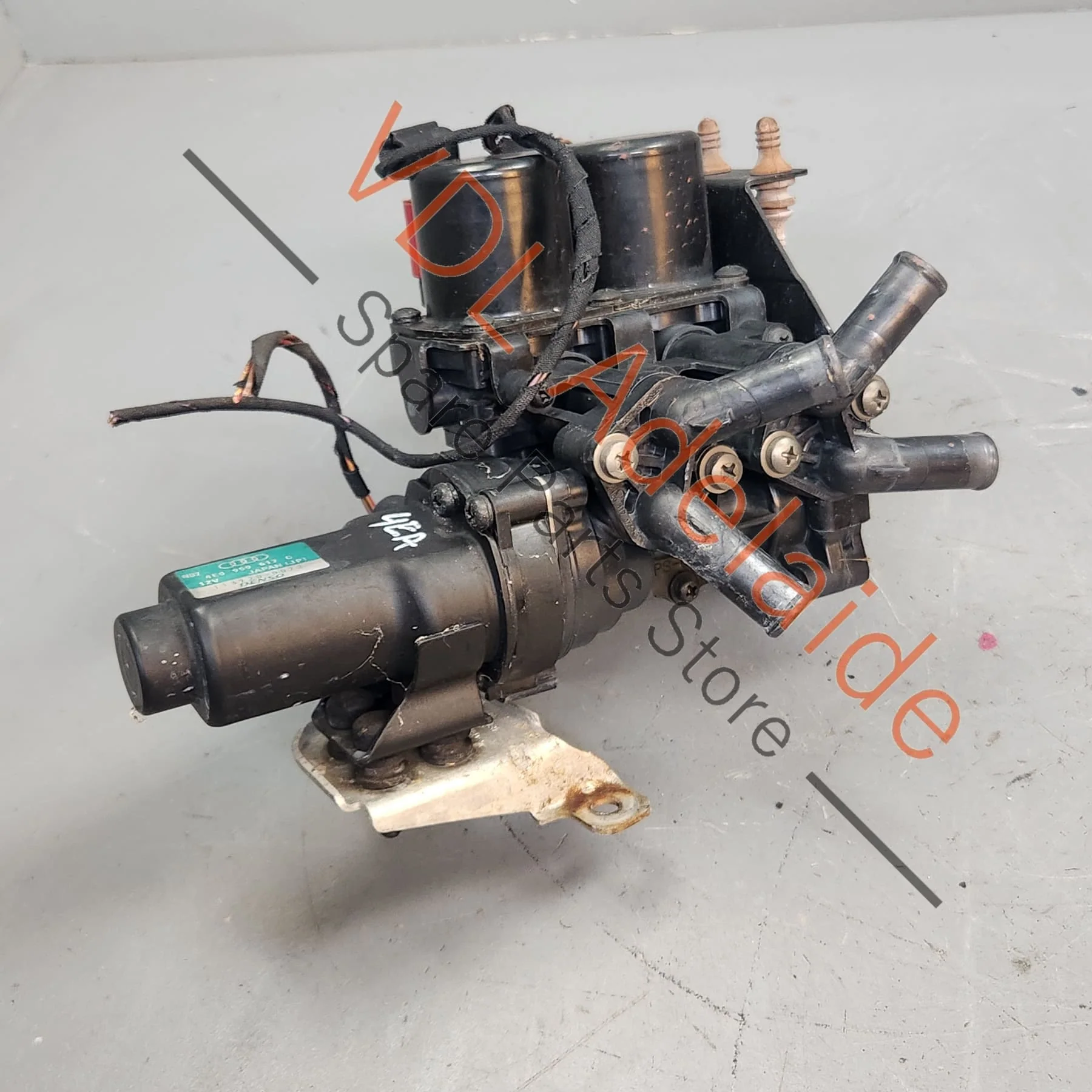Audi A8 S8 D3 Air Conditioning Control Valve Block 4E0959617C