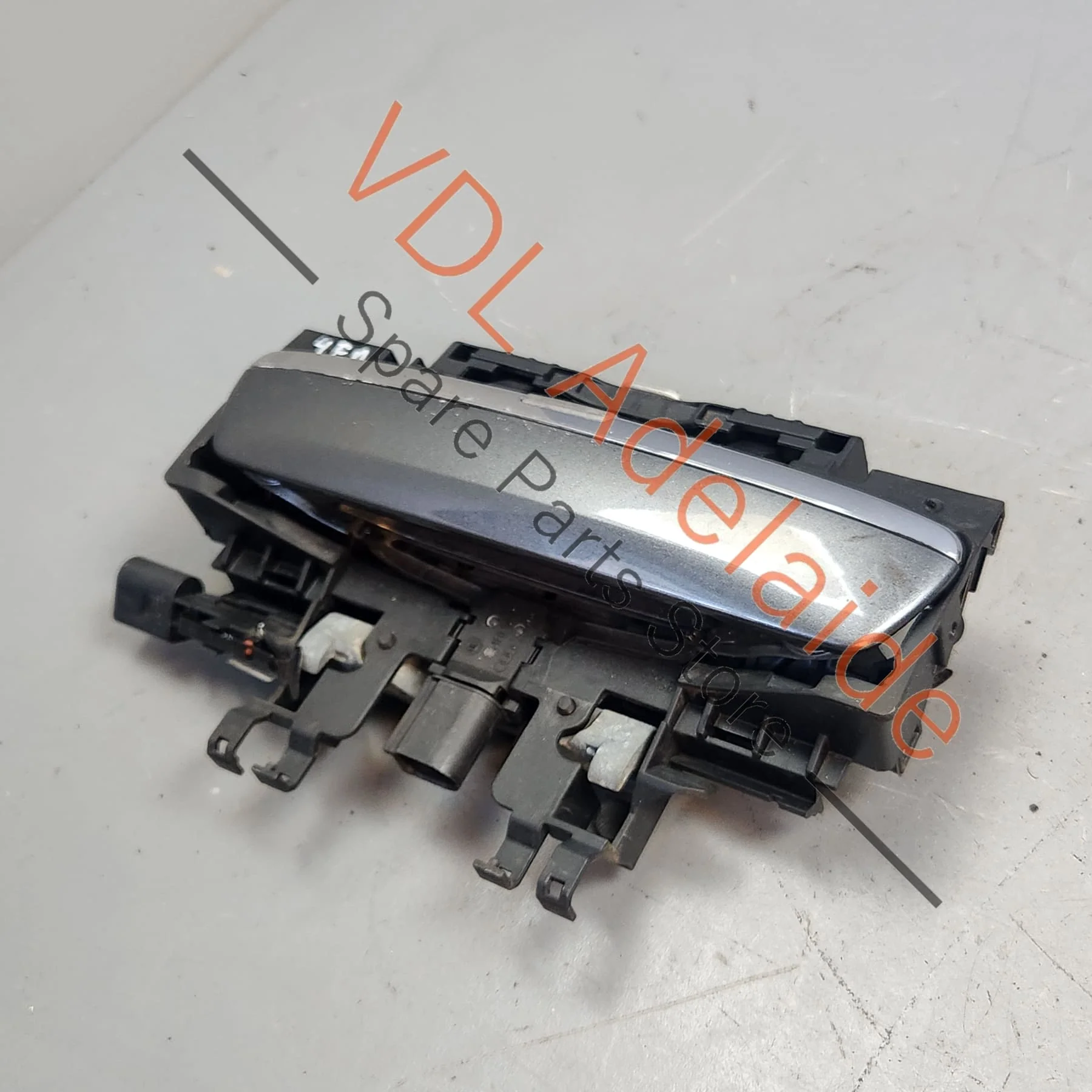 Audi A8 S8 D3 4E Passenger Exterior Door Handle 4E2837205G - Image 2
