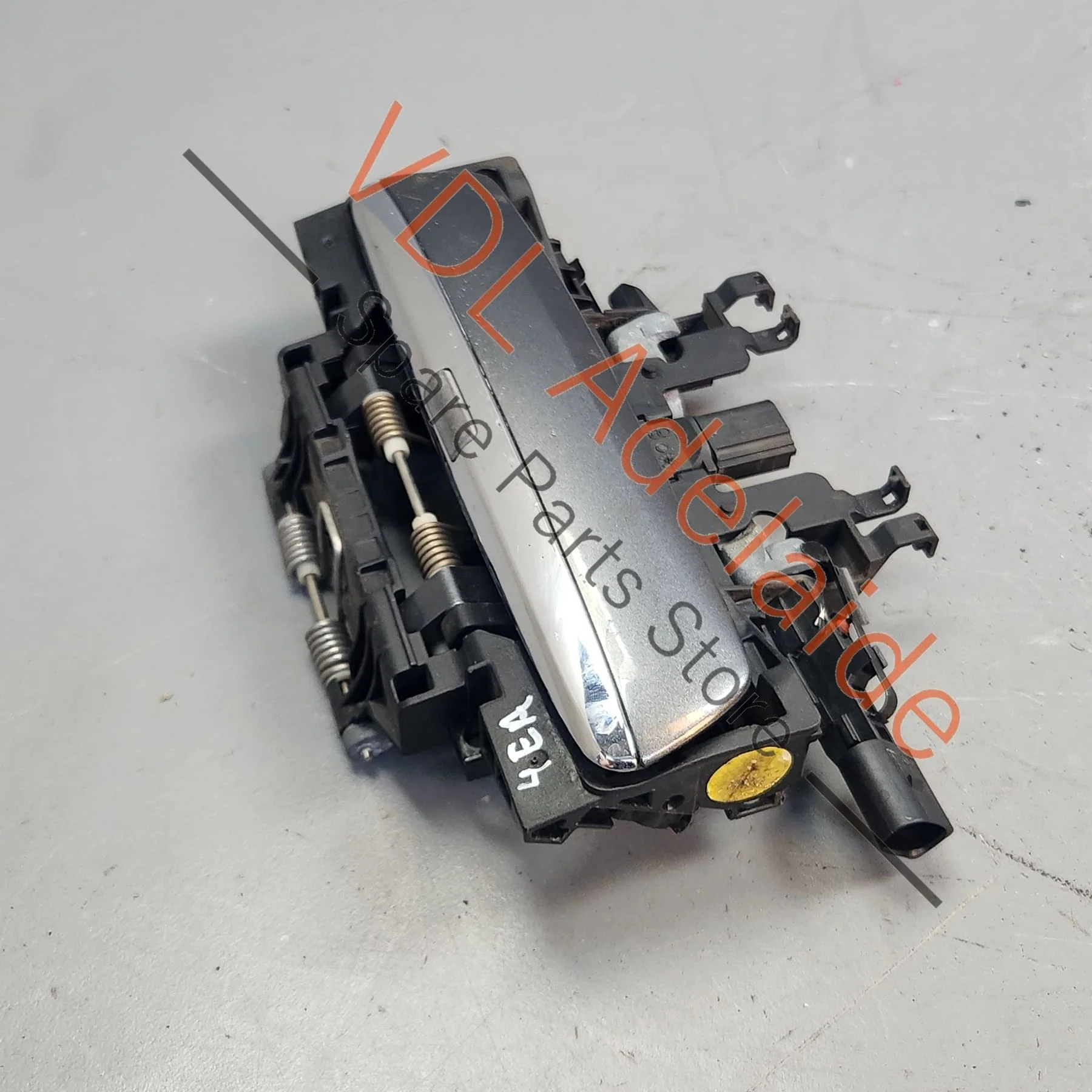 Audi A8 S8 D3 4E Passenger Exterior Door Handle 4E2837205G - Image 3