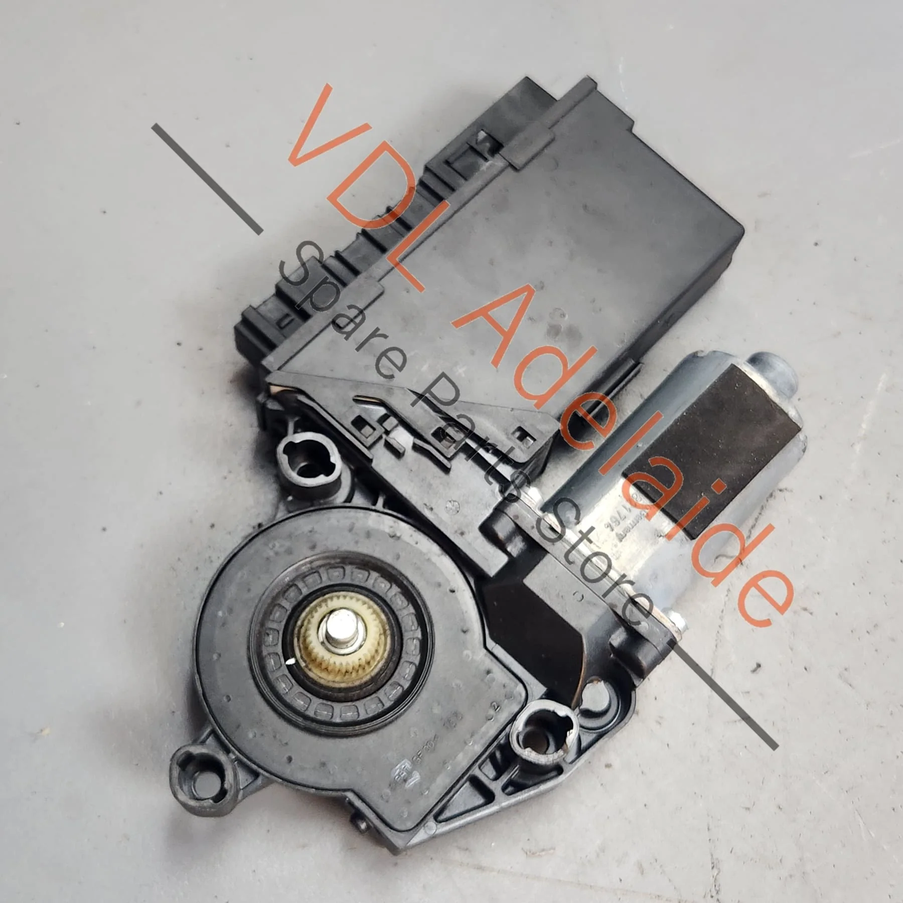 Audi A8 S8 D3 Front Left Window Regulator Motor 4E2959801B 4E2959801F - Image 2