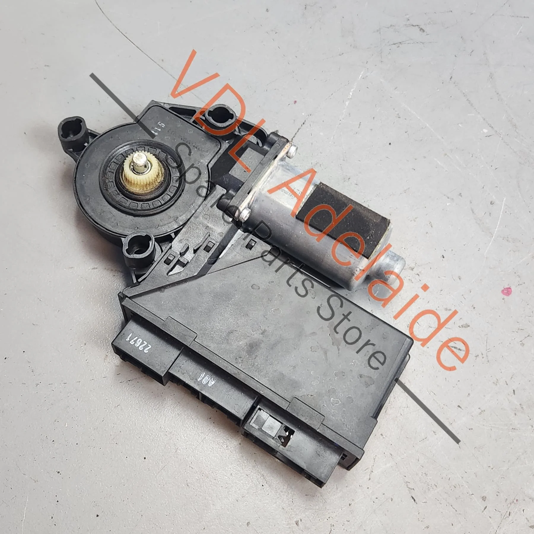 Audi A8 S8 D3 Front Right Window Regulator Motor 4E2959802B - Image 2