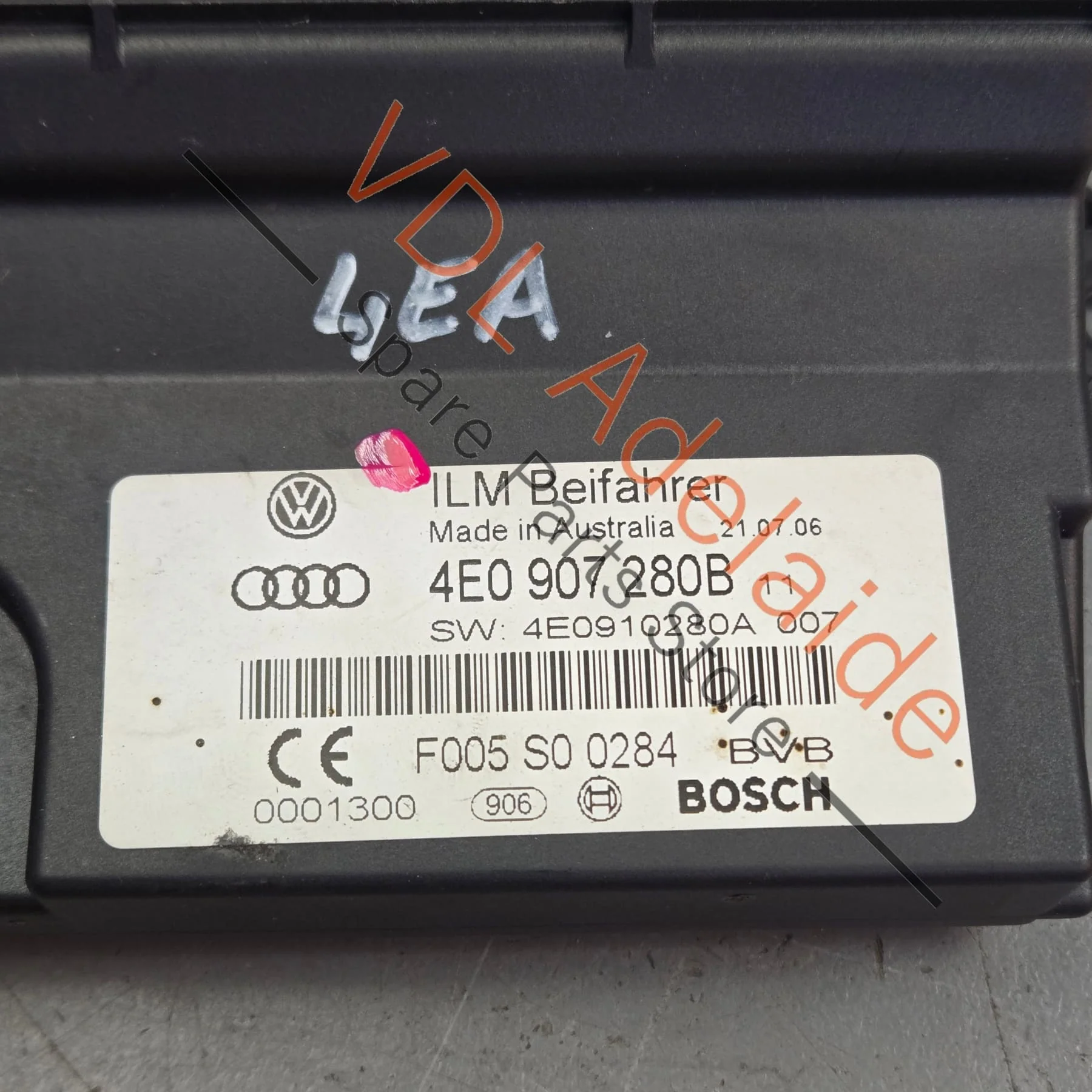 Audi A8 S8 D3 BCM Body Control Module 4E0907280B 4E0910280A - Image 3
