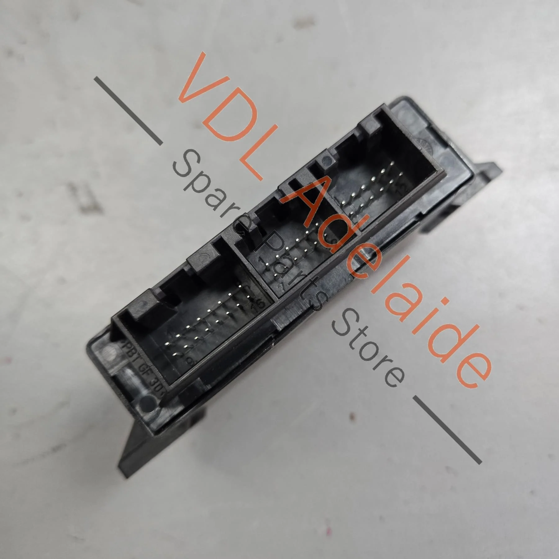 Audi A8 S8 D3 Parking Aid Control Unit 4E0910283D 4E0919283C - Image 3