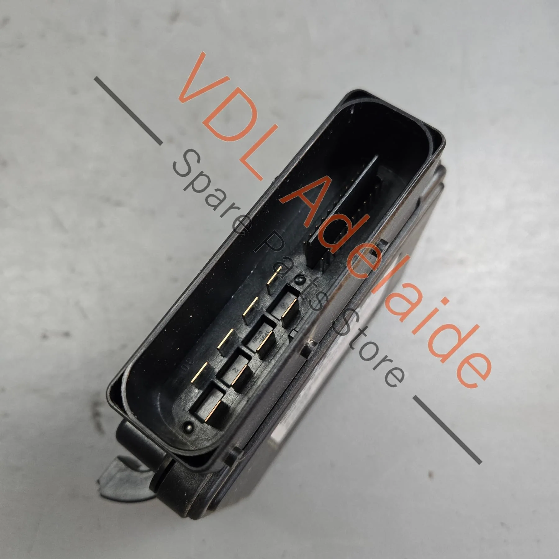 Audi EPB Electric Park Brake Control Module 4E0910801D - Image 5