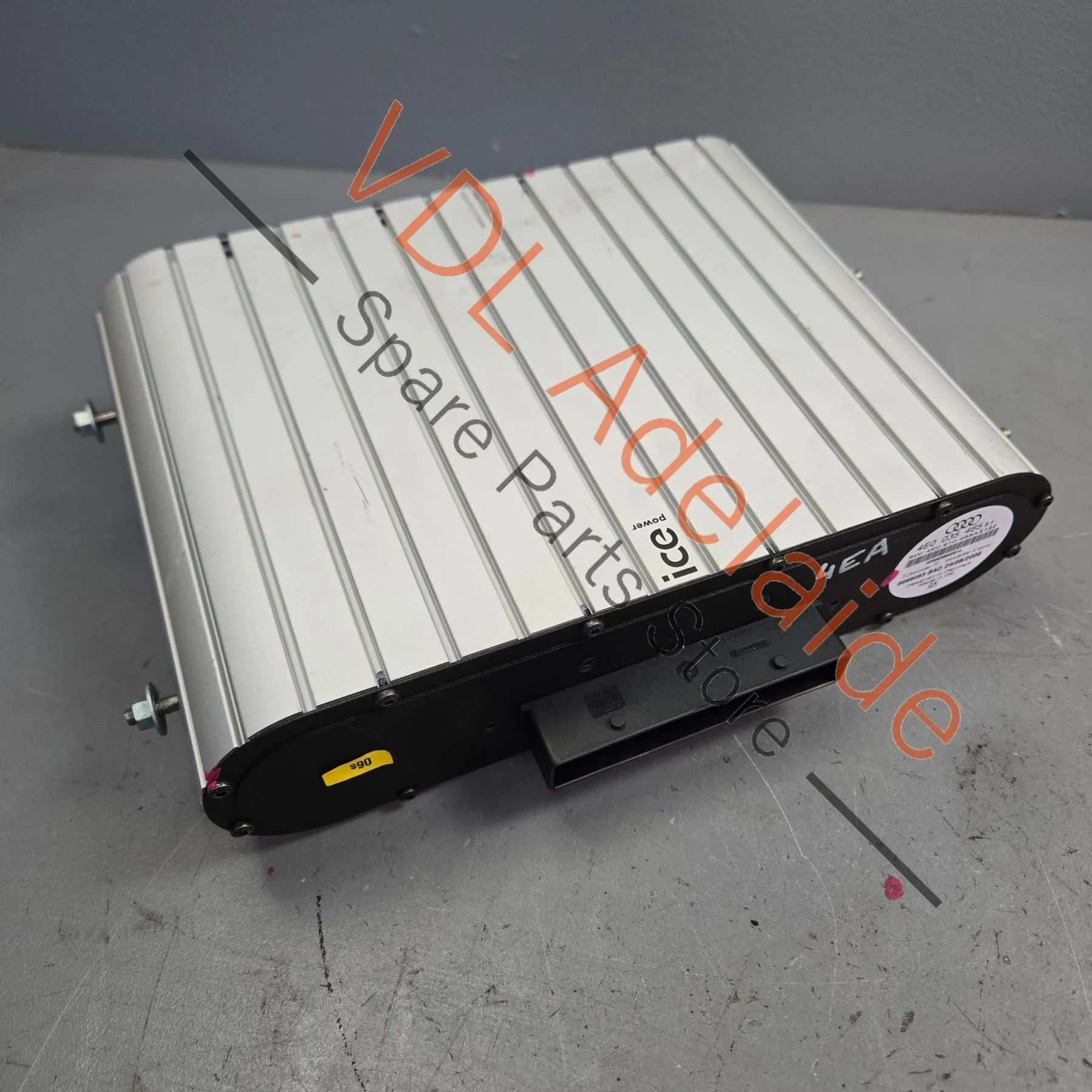 Audi A8 S8 D3 Bang Olufsen B&O Audio Amplifier 4E0910465B
