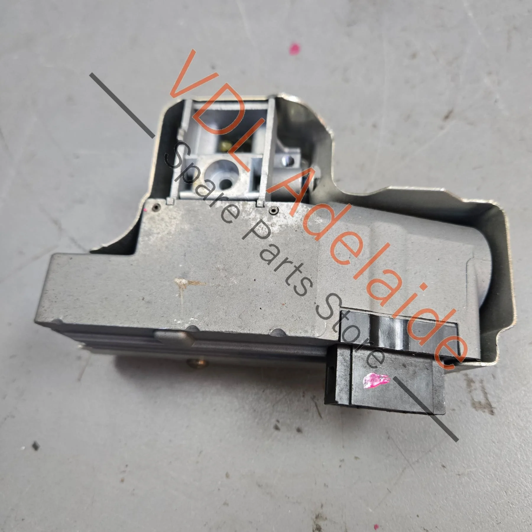 Audi A8 D3 4E Ignition Steering Lock 4E0905852E - Image 2
