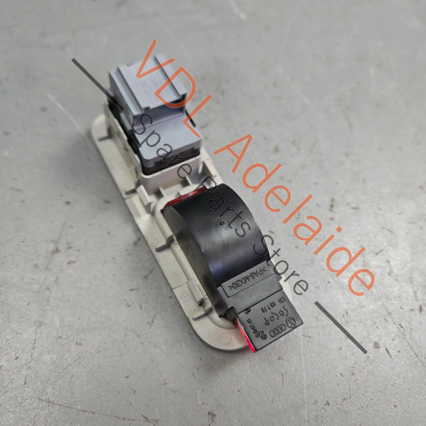 Audi A8 D3 Door Button Switch for Tow Away Anti Theft Protection 4E0962109 - Image 4
