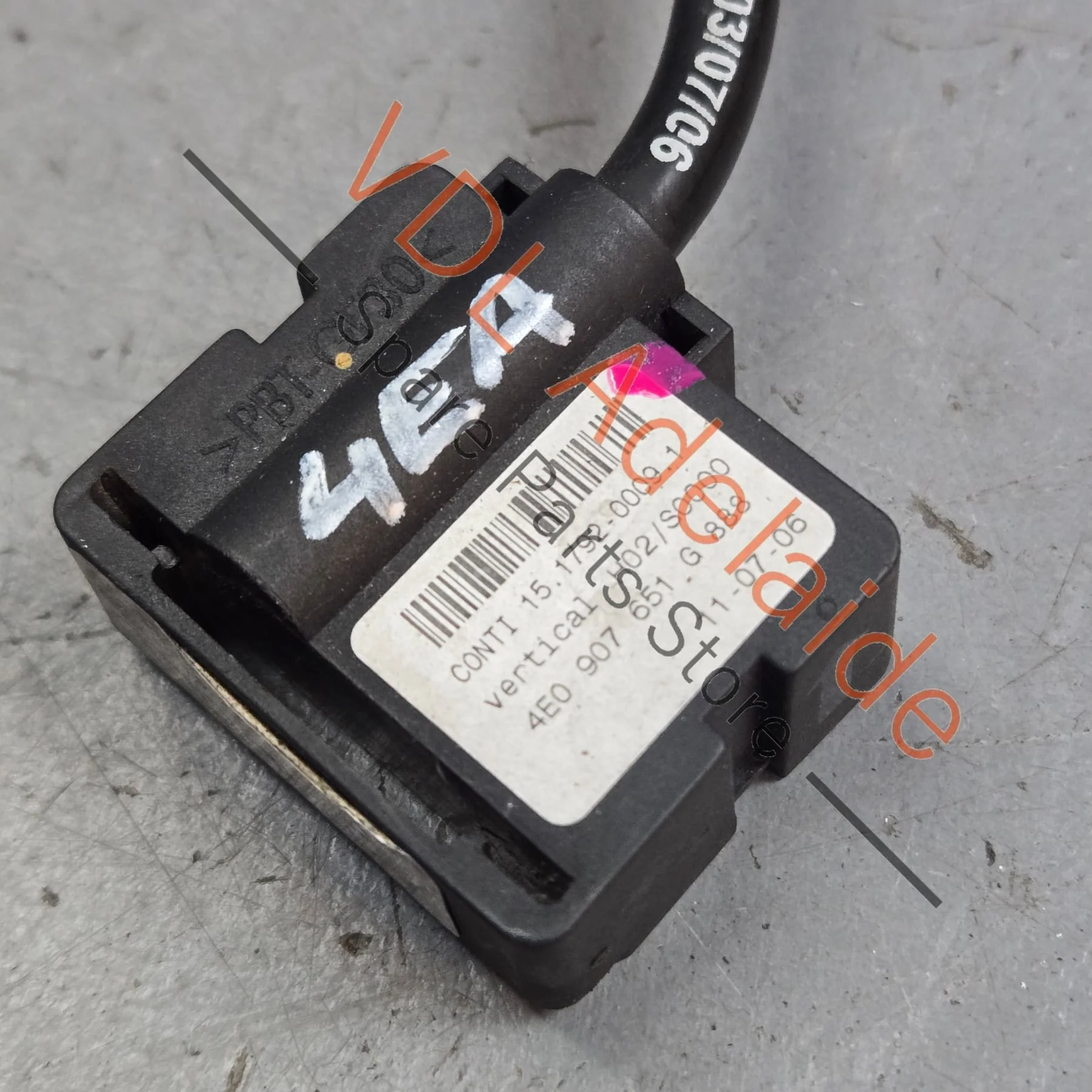 Audi A8 Acceleration Sensor Front Left 4E0616575K 4E0616575J - Image 2