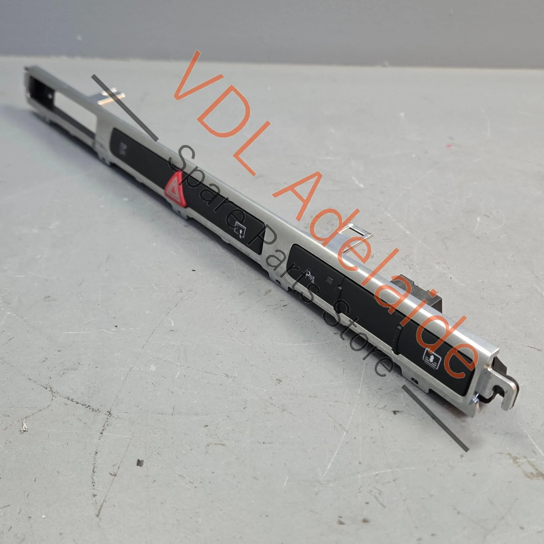 Audi A8 D3 Dash Switch for Electric Blind Hazard and ESP 4E2927137EM - Image 7