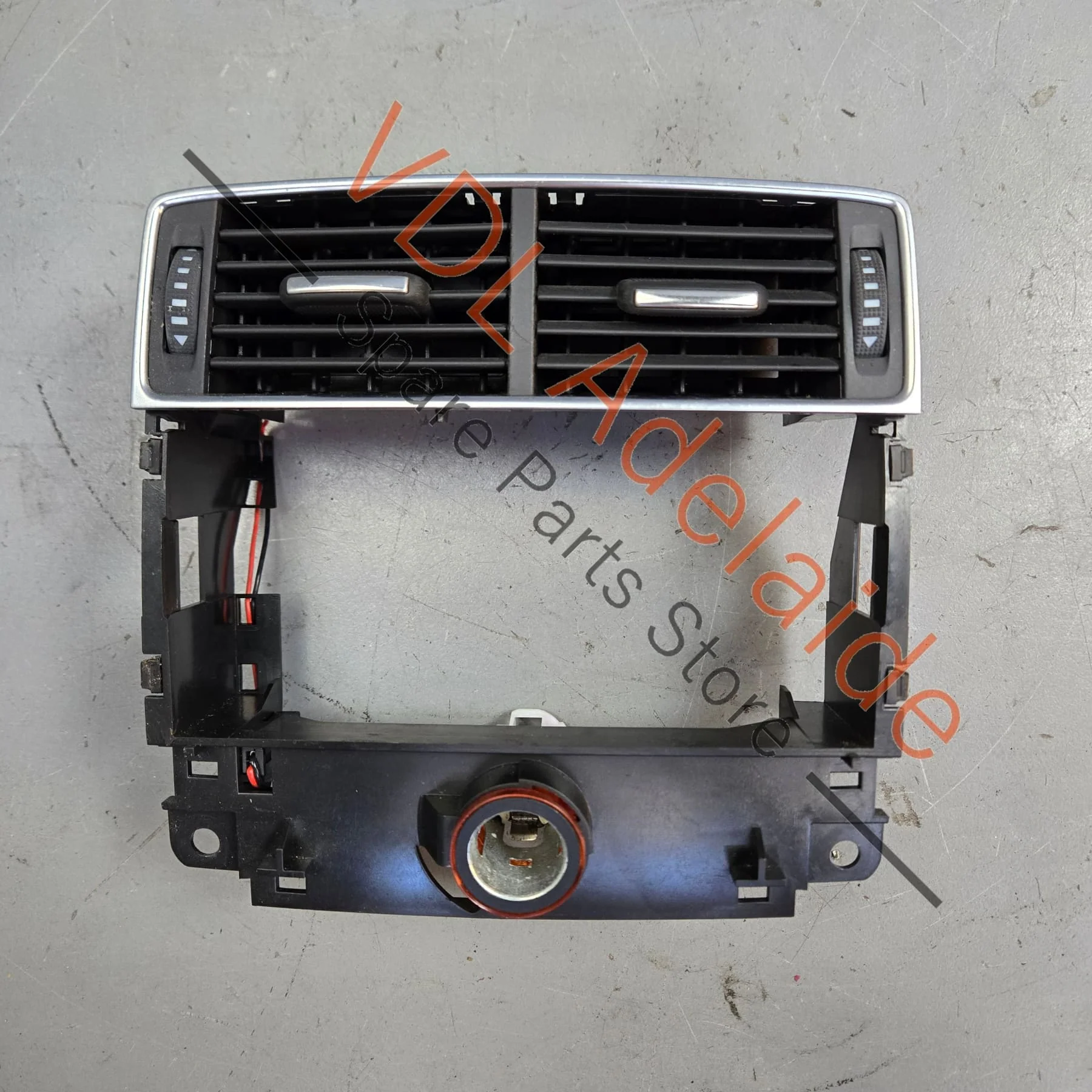 Audi A8 D3 4E Rear Sear Passenger Air Vent 4E0819203D 3Q7