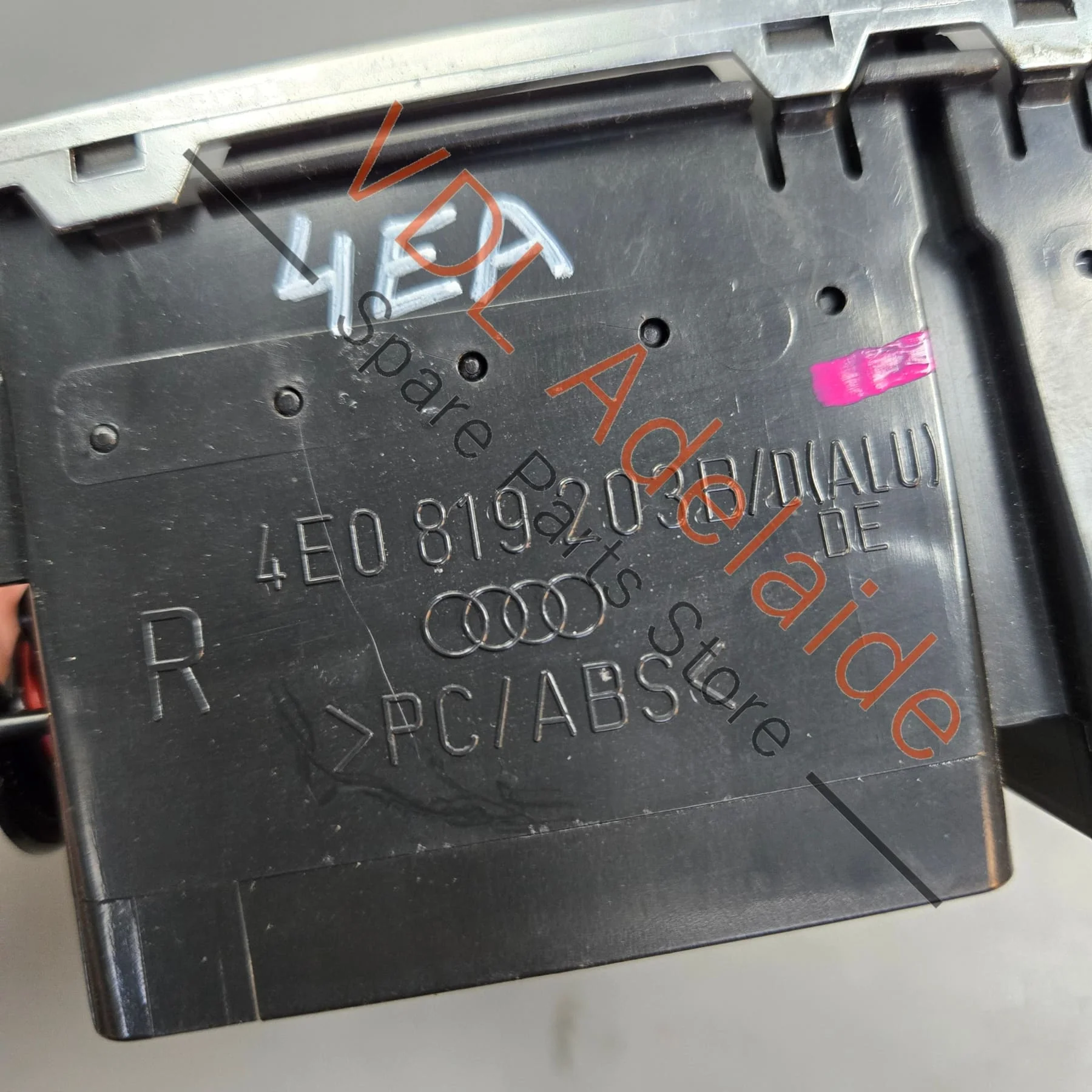 Audi A8 D3 4E Rear Sear Passenger Air Vent 4E0819203D 3Q7 - Image 4