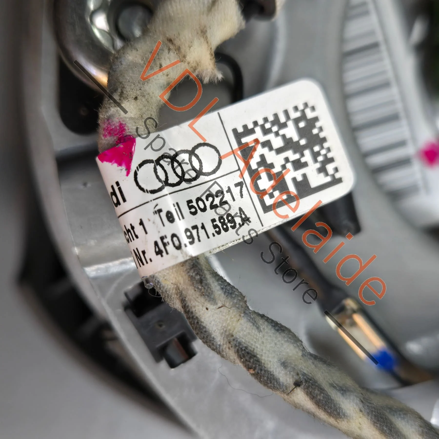 Audi A8 Steering Wheel Airbag 4E0880201BN 26Z Colour Swing/Dark Grey - Image 8