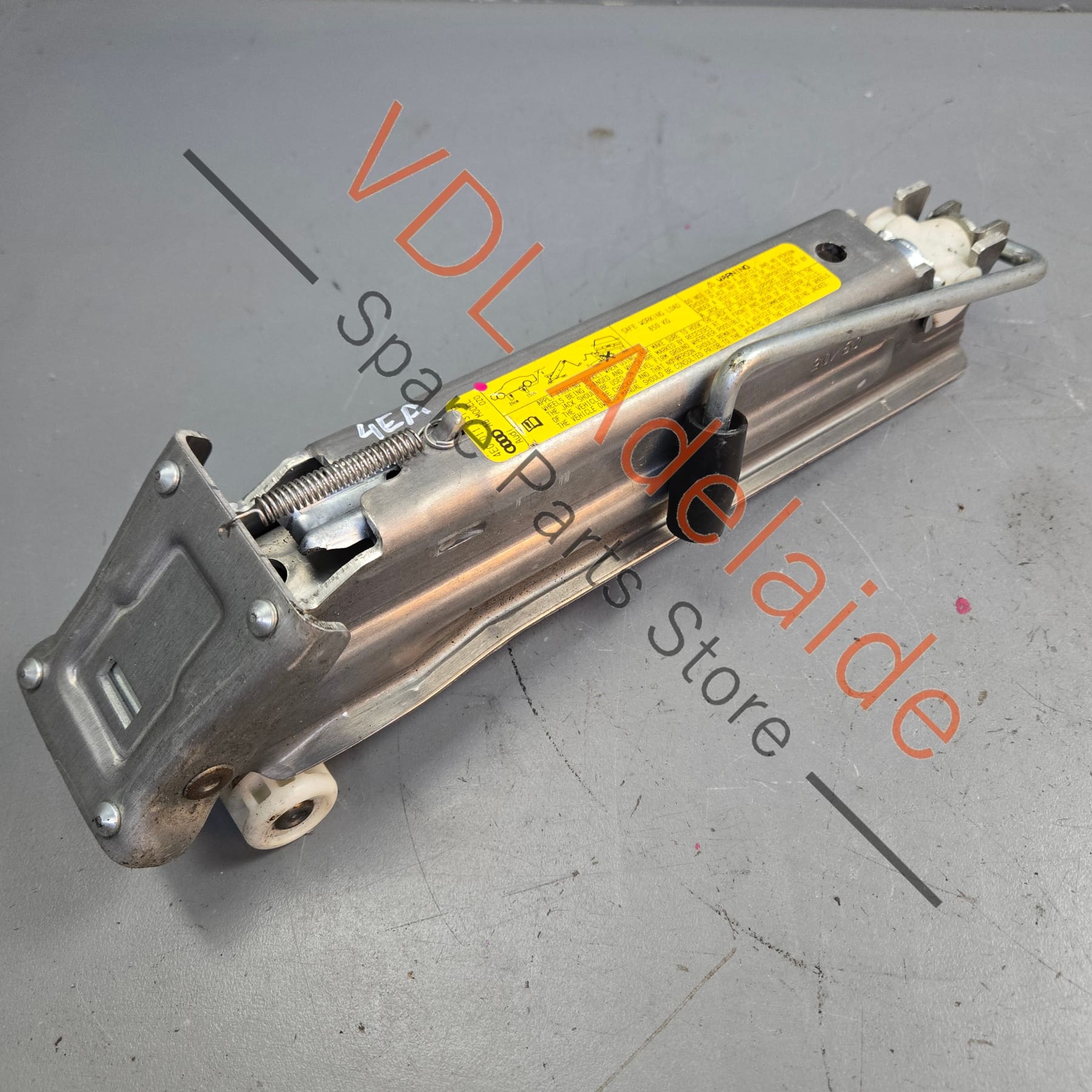 Audi A8 S8 Emergency Flat Tyre Jack 4E0011031B
