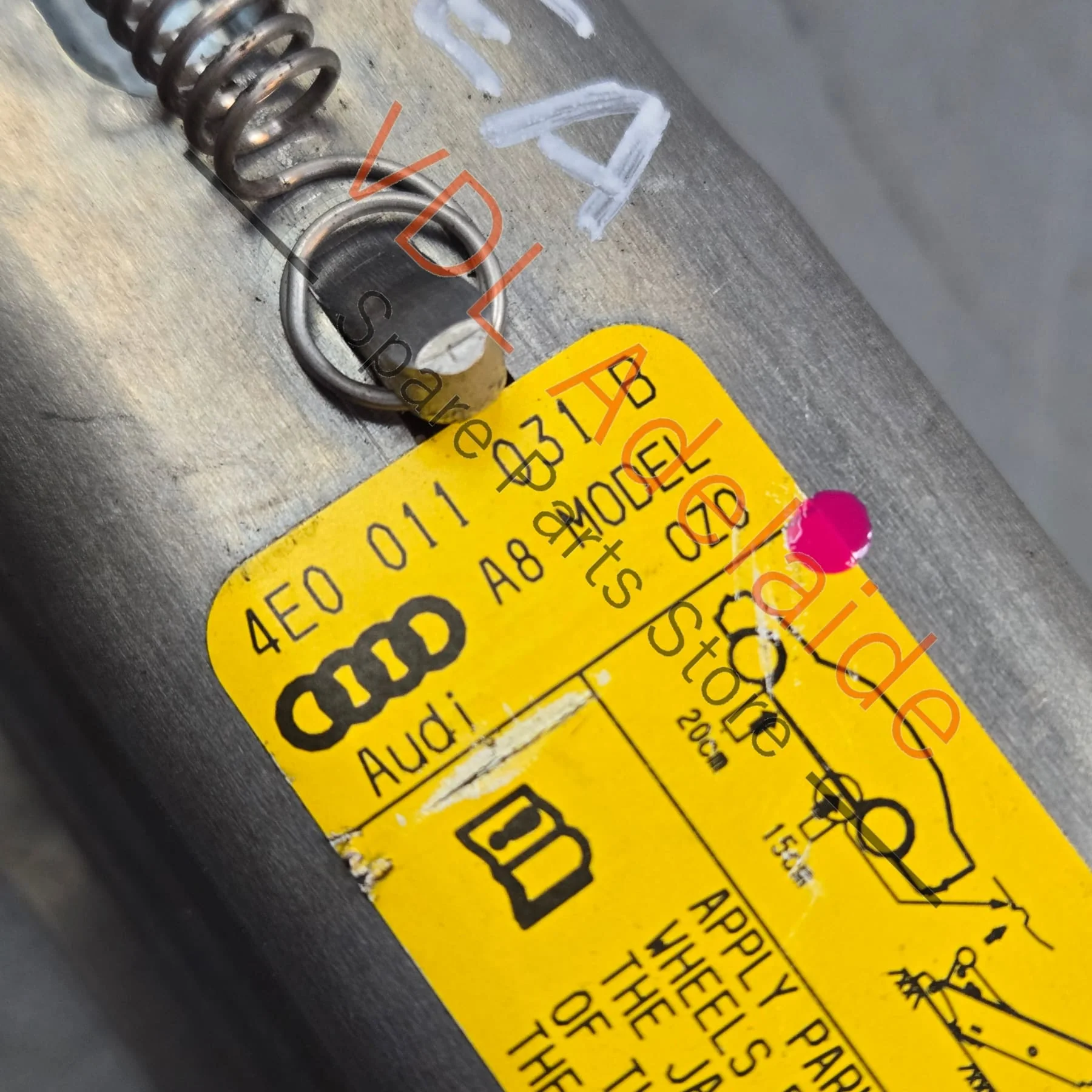 Audi A8 S8 Emergency Flat Tyre Jack 4E0011031B - Image 4
