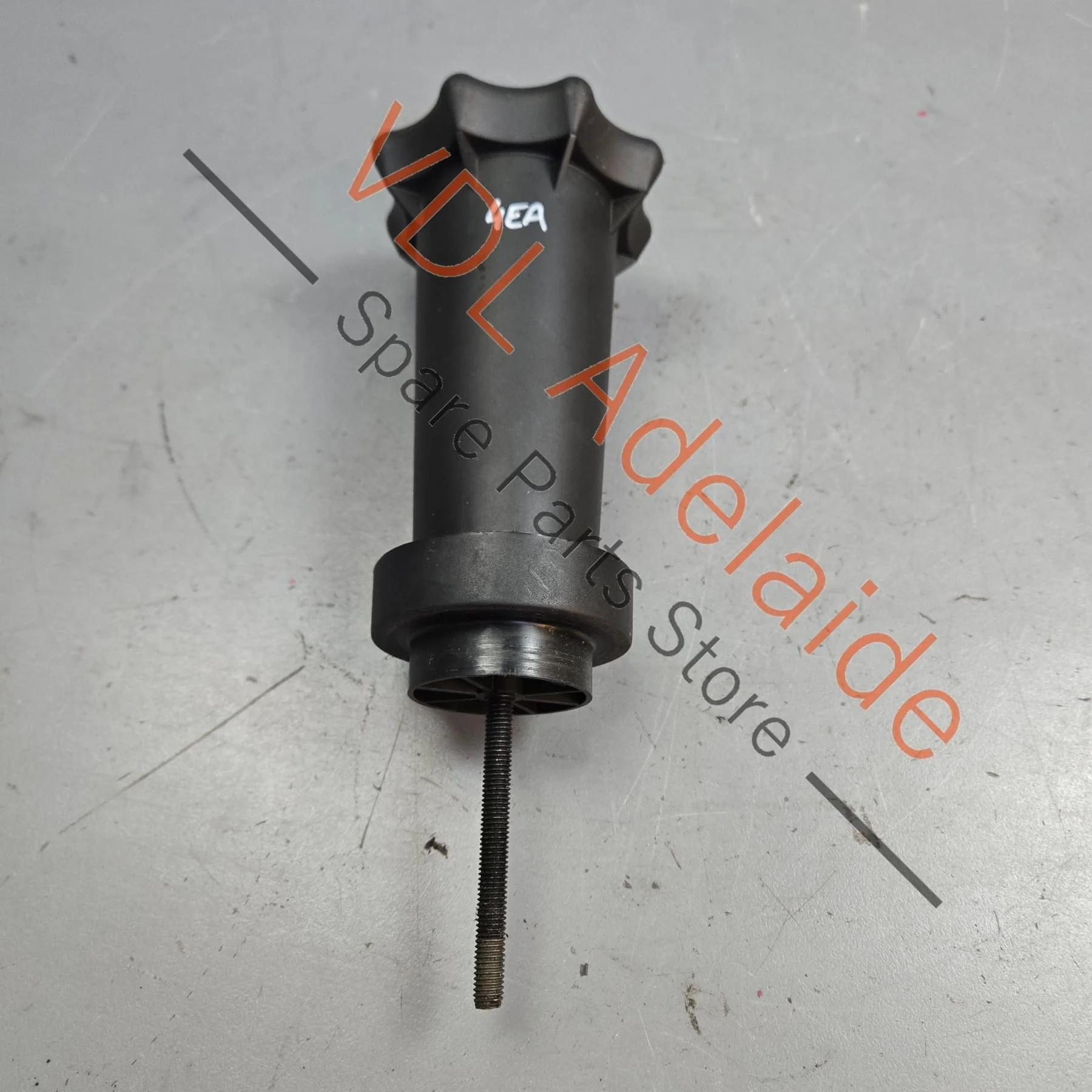 Audi A8 Emergency Spare Wheel Retaining Bolt Nut 4E0803899K - Image 2