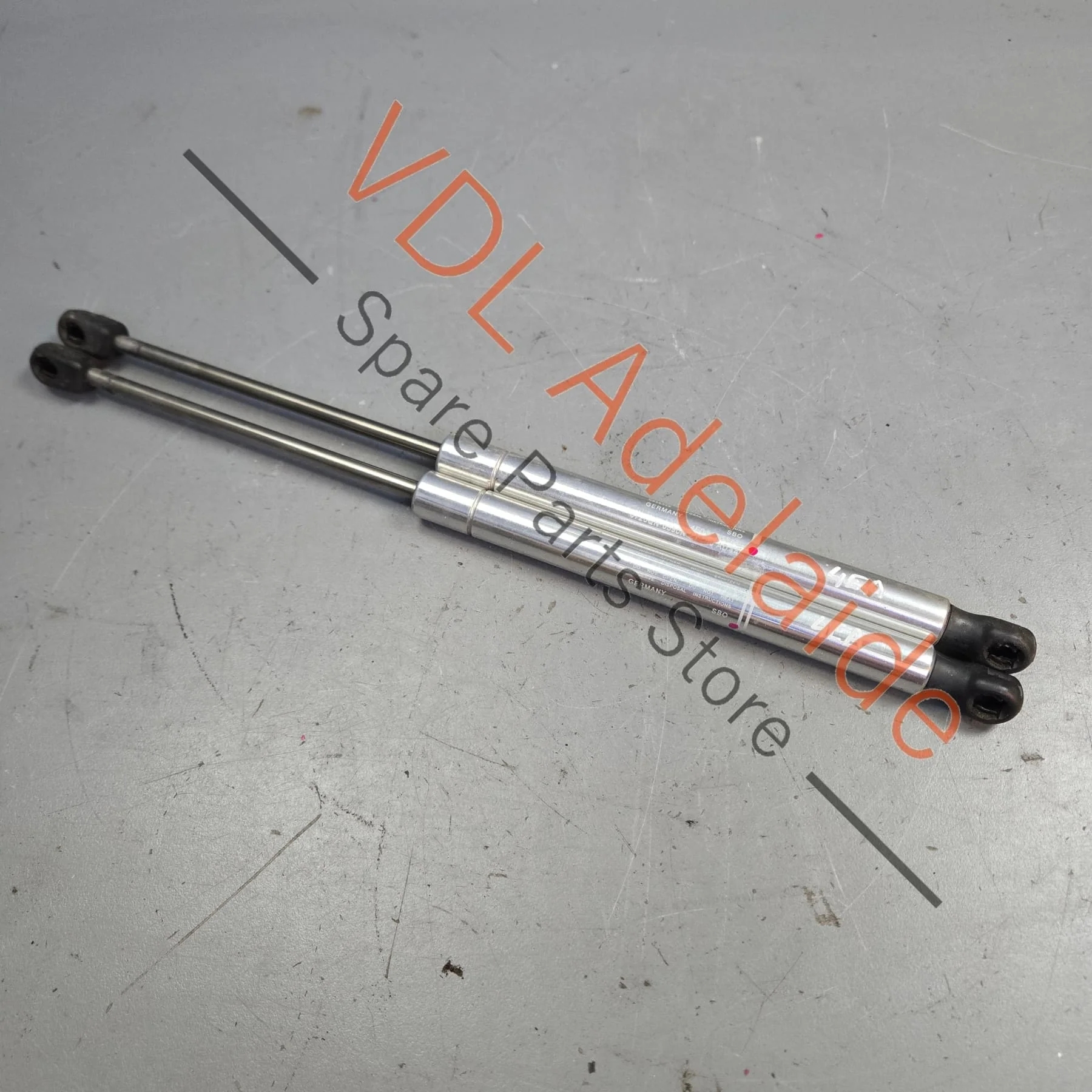 Audi A8 S8 Rear Lid Boot Gas Lift Strut Pair 4E0827551C 4E0827552C - Image 3