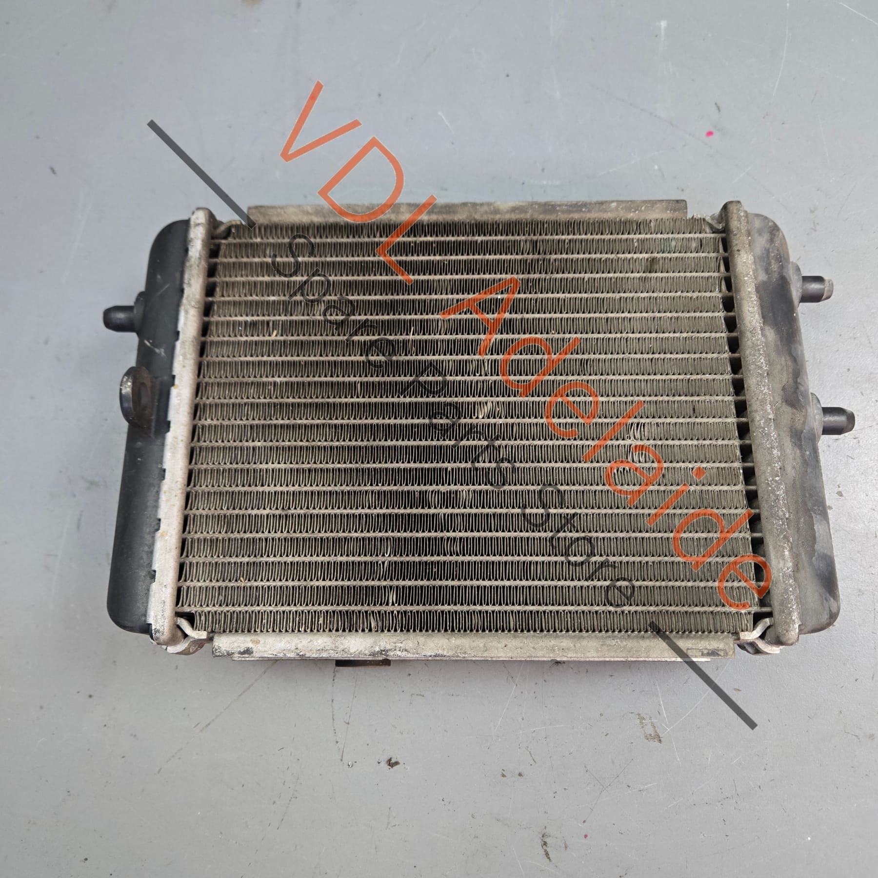 Audi S8 Additional Radiator for Coolant 4E0121212F - Image 3