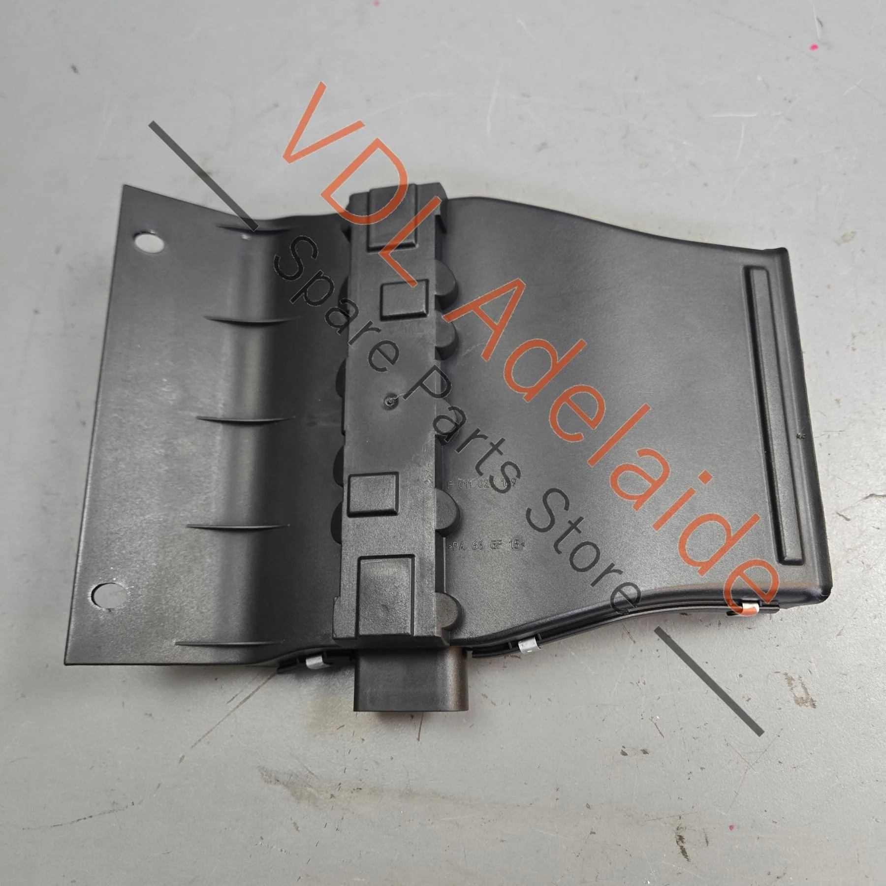 Audi A8 Floor Mounted Heater Booster Vent with Internal Heating Element 4E0819013A Left - Image 5