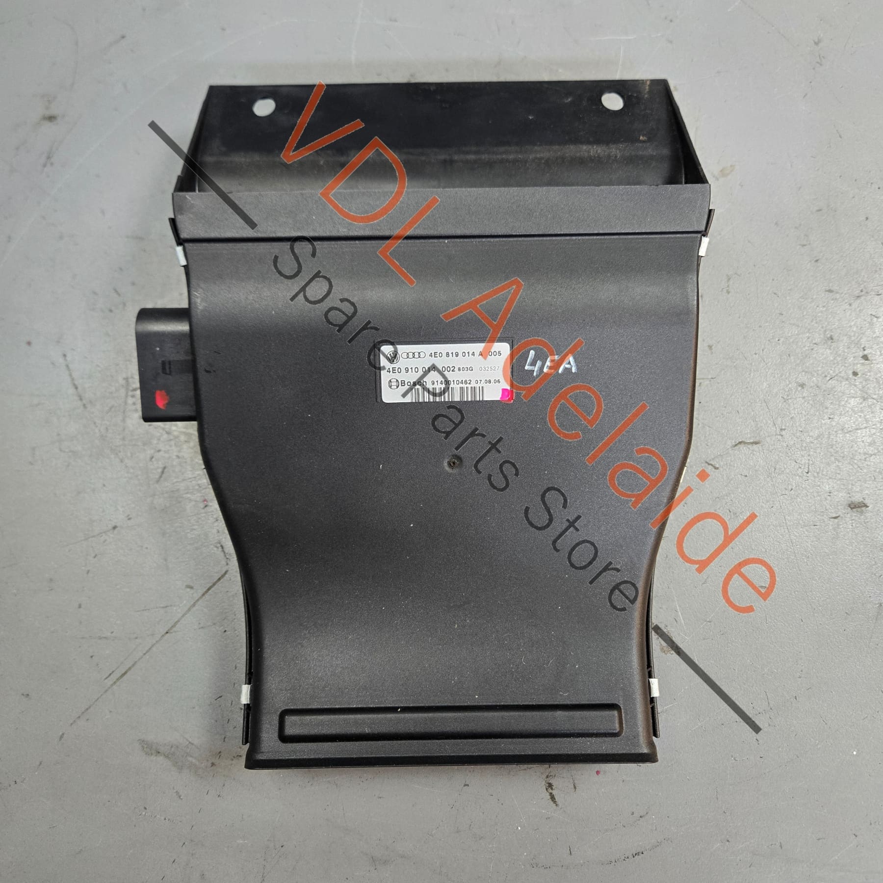 Audi A8 Floor Mounted Heater Booster Vent with Internal Heating Element 4E0819014A Right