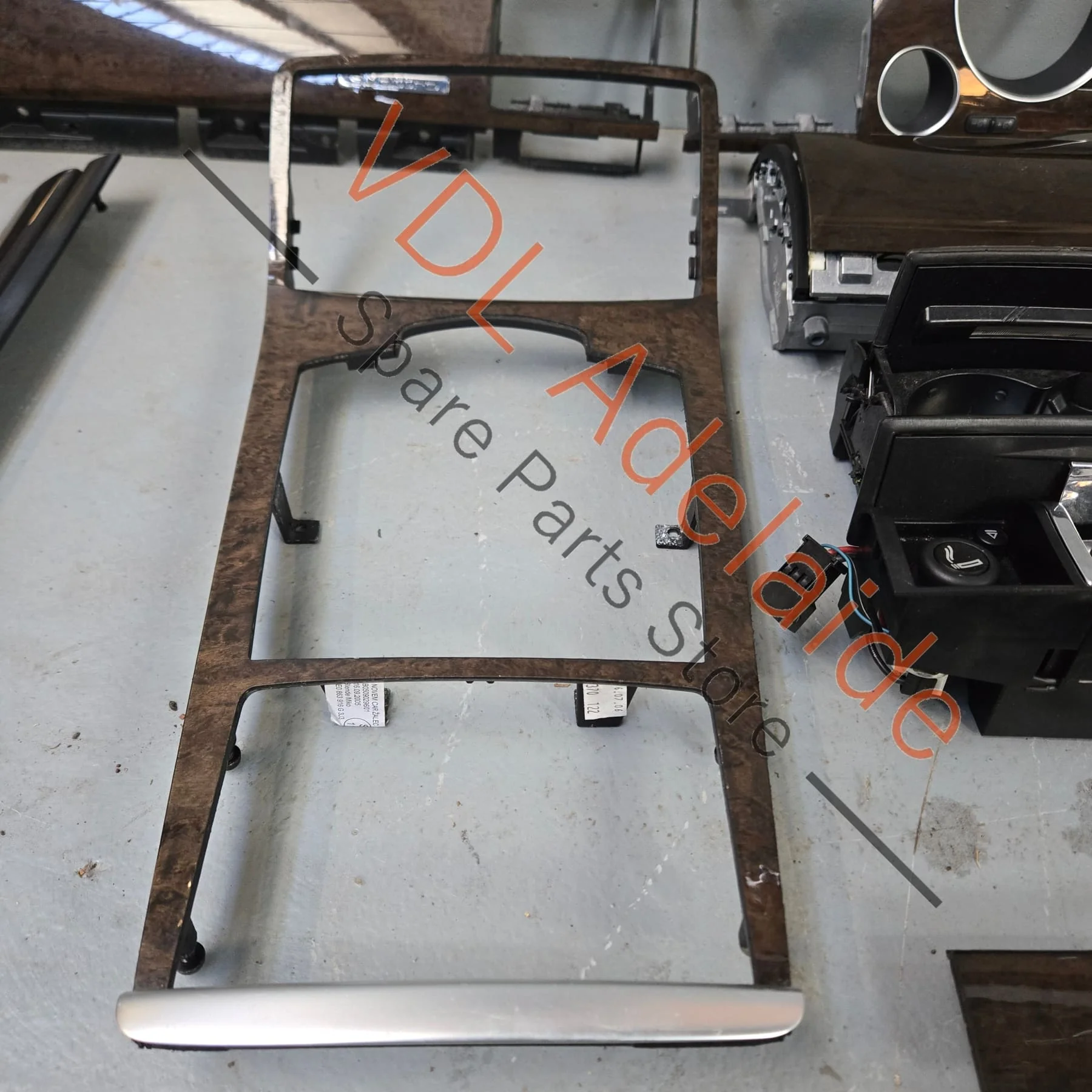 Audi A8 Interior Wood Grain Doors & Dashboard Grey Birch for RHD models - Image 8