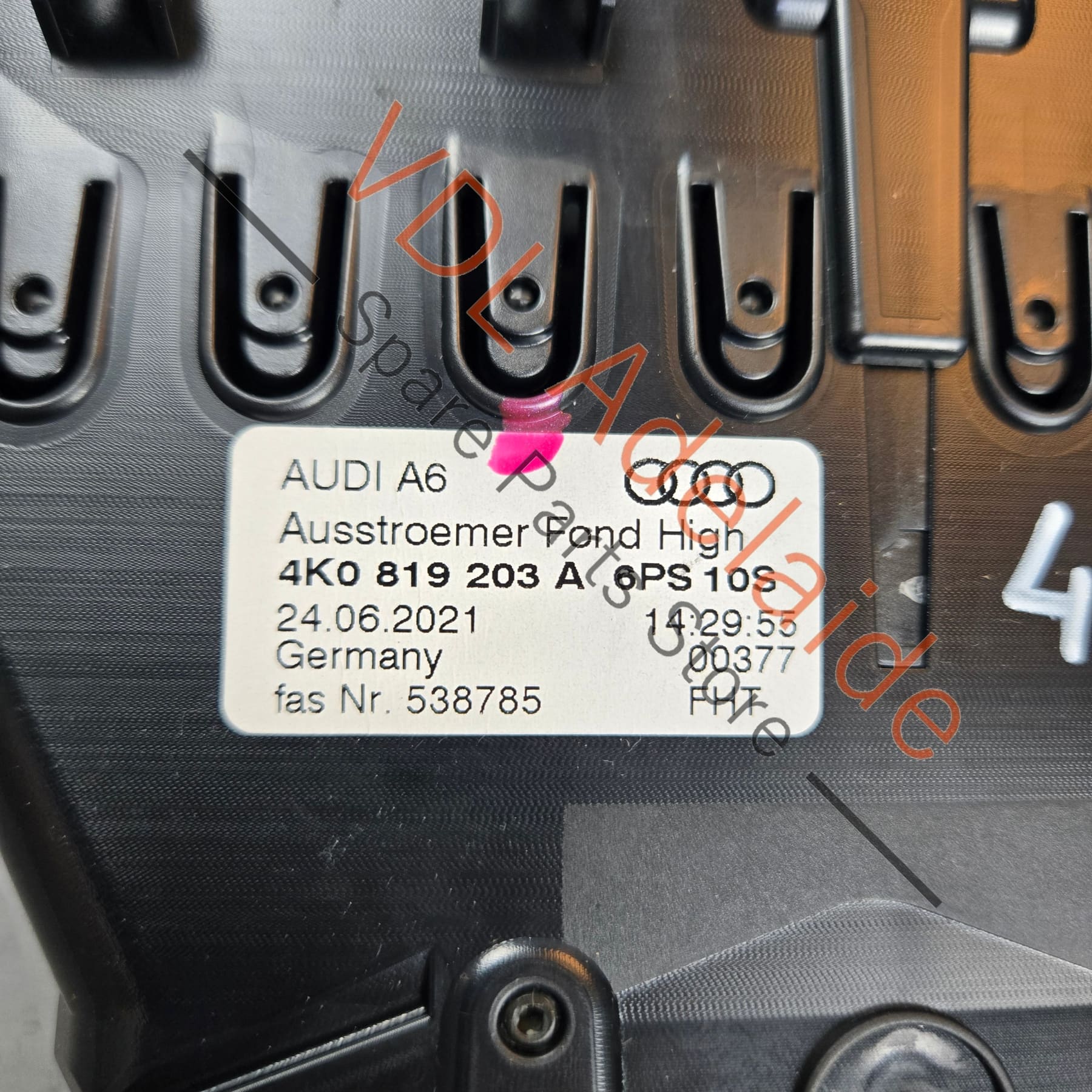Audi E-Tron S7 A6 A4 TT Rear Air Vent 4K0819203A 6PS - Image 3