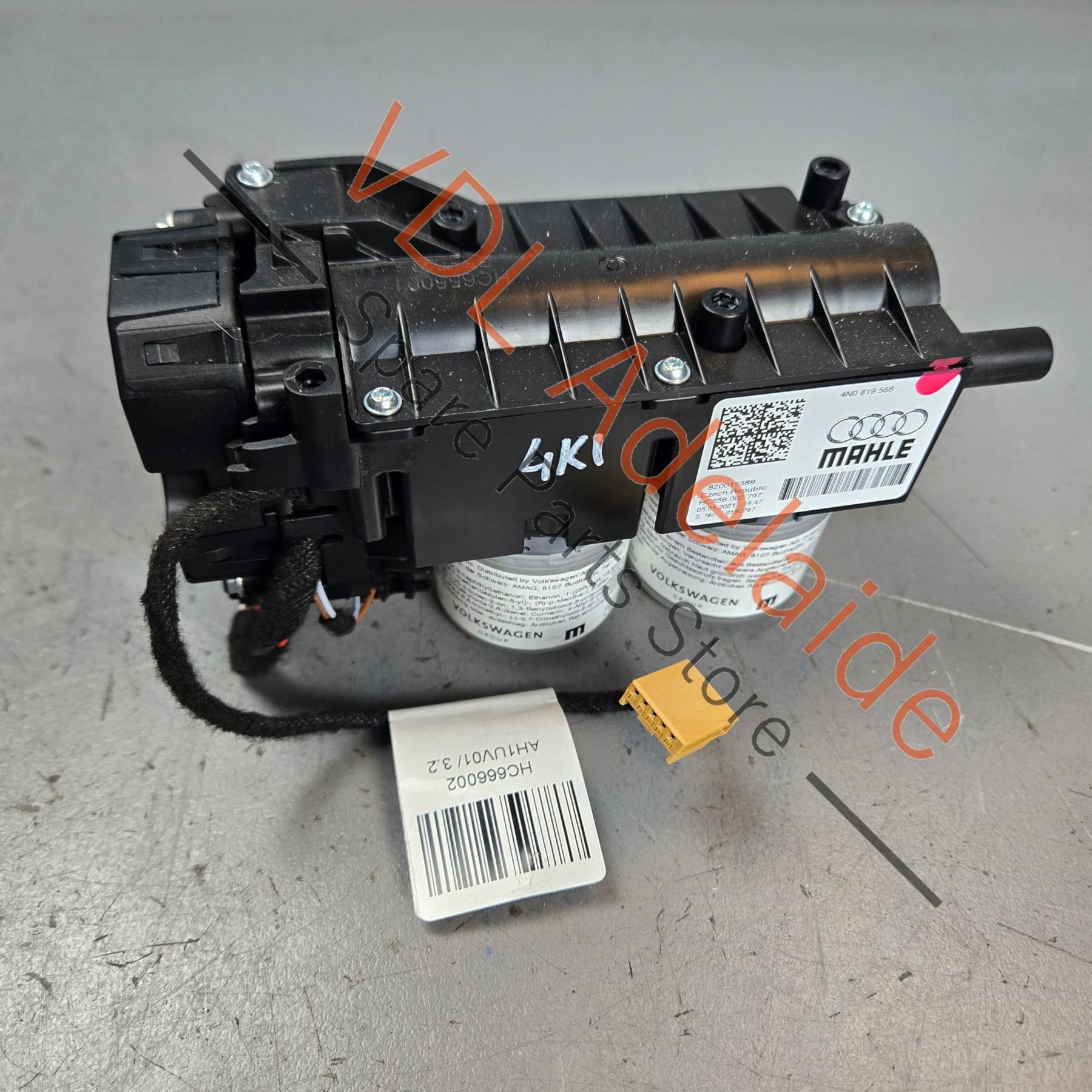 Audi Flacon Unit Fragrance Aroma Cabin Dispenser 4N0819573 Includes balance of fragrance
