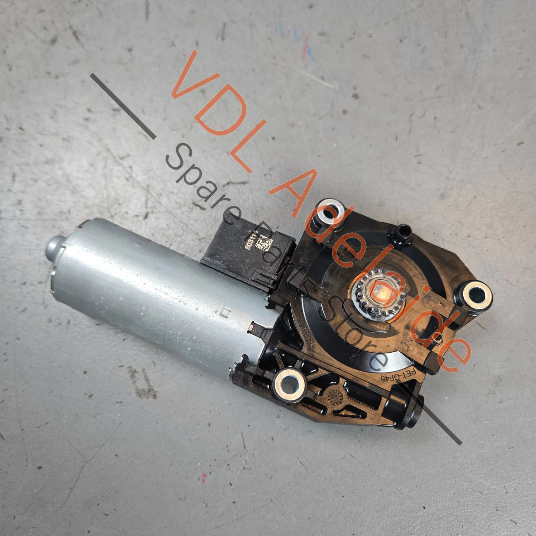 Audi A7 Q8 Etron Sunroof Window Shade Roof Drive Motor 4K8959591 4K8877041A - Image 3
