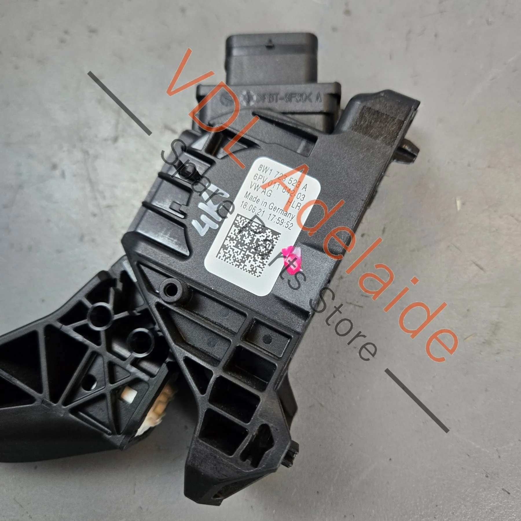 Audi Accelerator Throttle Pedal 8W1723523 - Image 4
