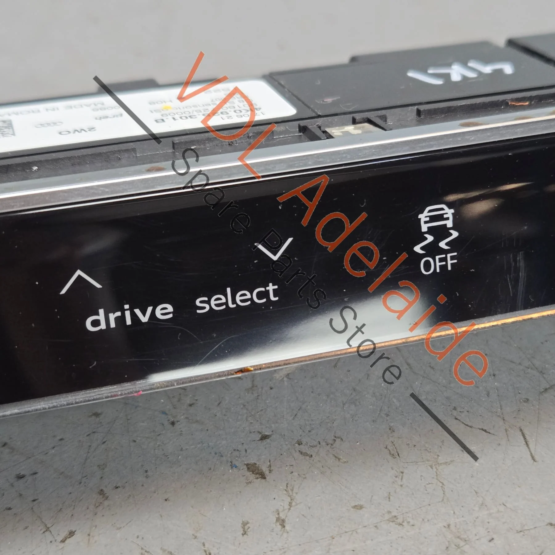 Audi RS7 Drive Select & Demister Switch Button 4K0925301B - Image 4