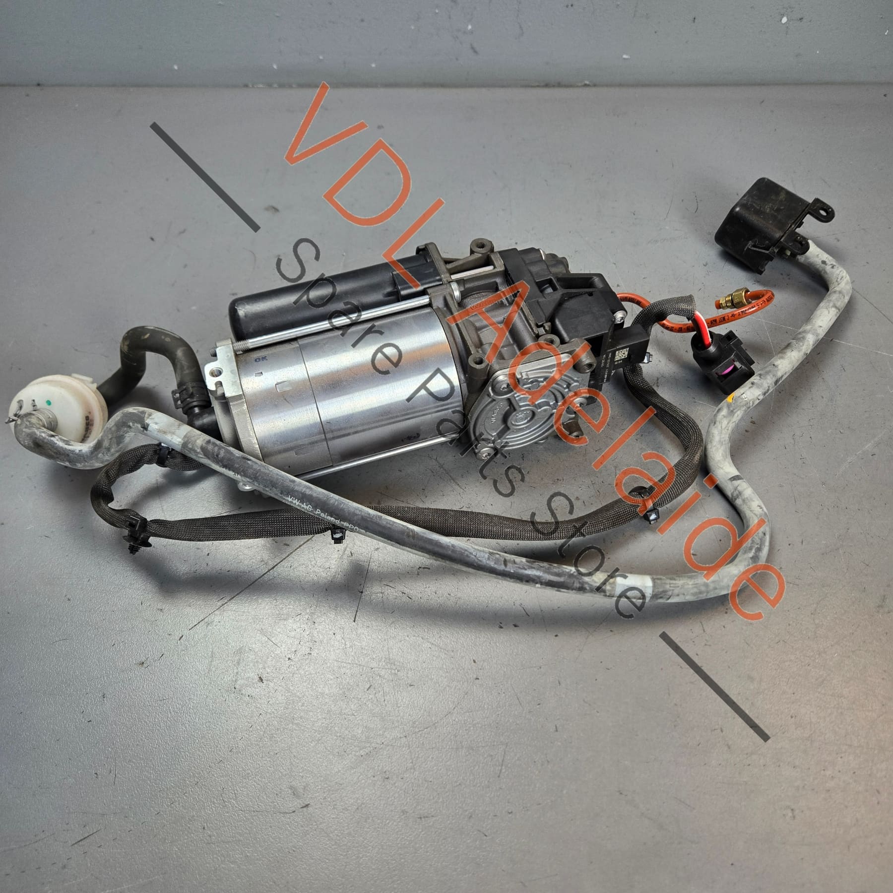 Audi RS7 Air Suspension Pump 4K0616005C 4K0616005B - Image 6