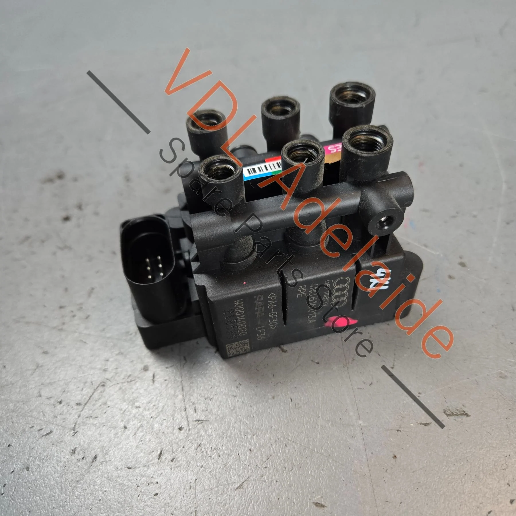 Audi Air Suspension Valve Block Unit Module 4N0616013A
