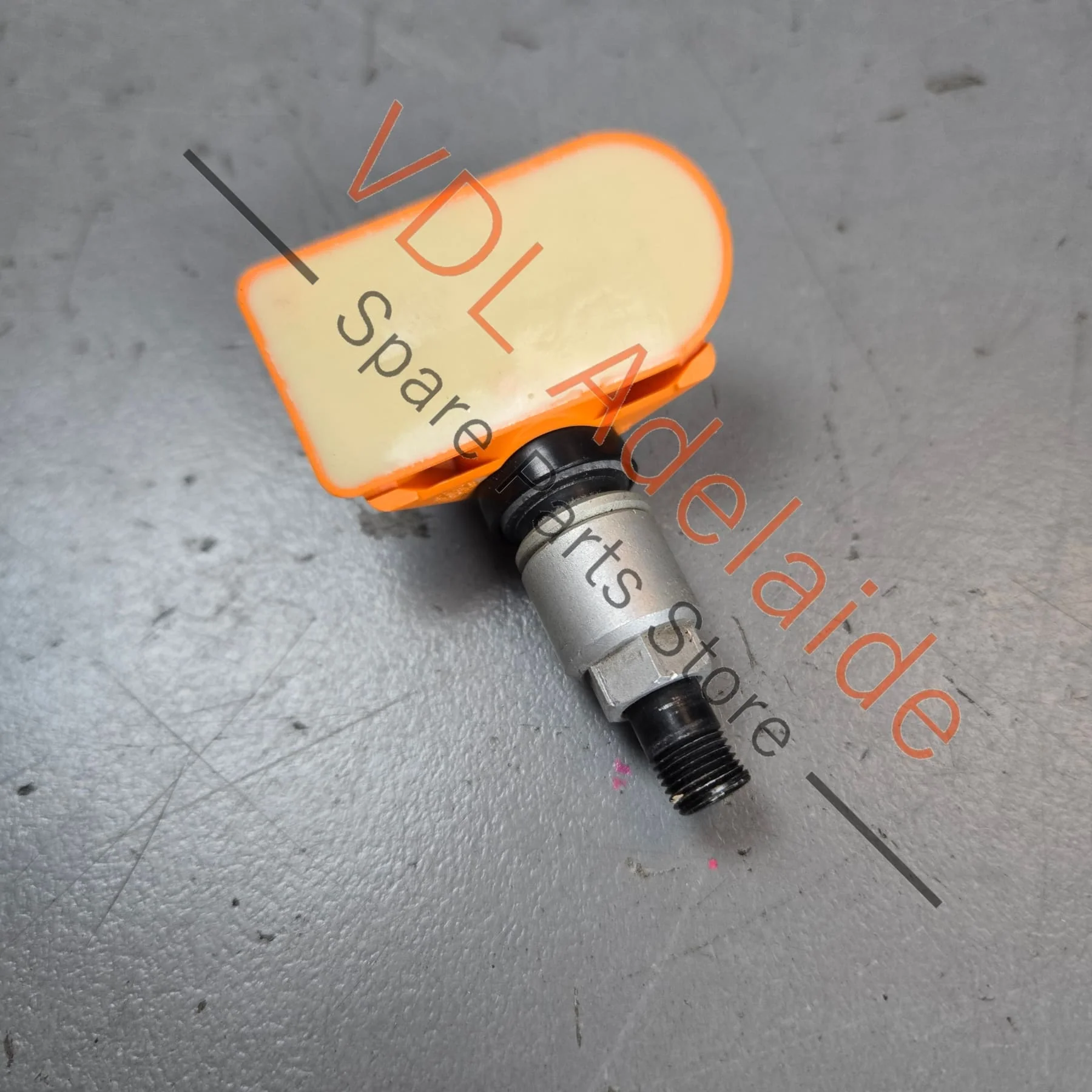 Audi Tyre Pressure Wheel Sensor 5Q0907275F - Image 2