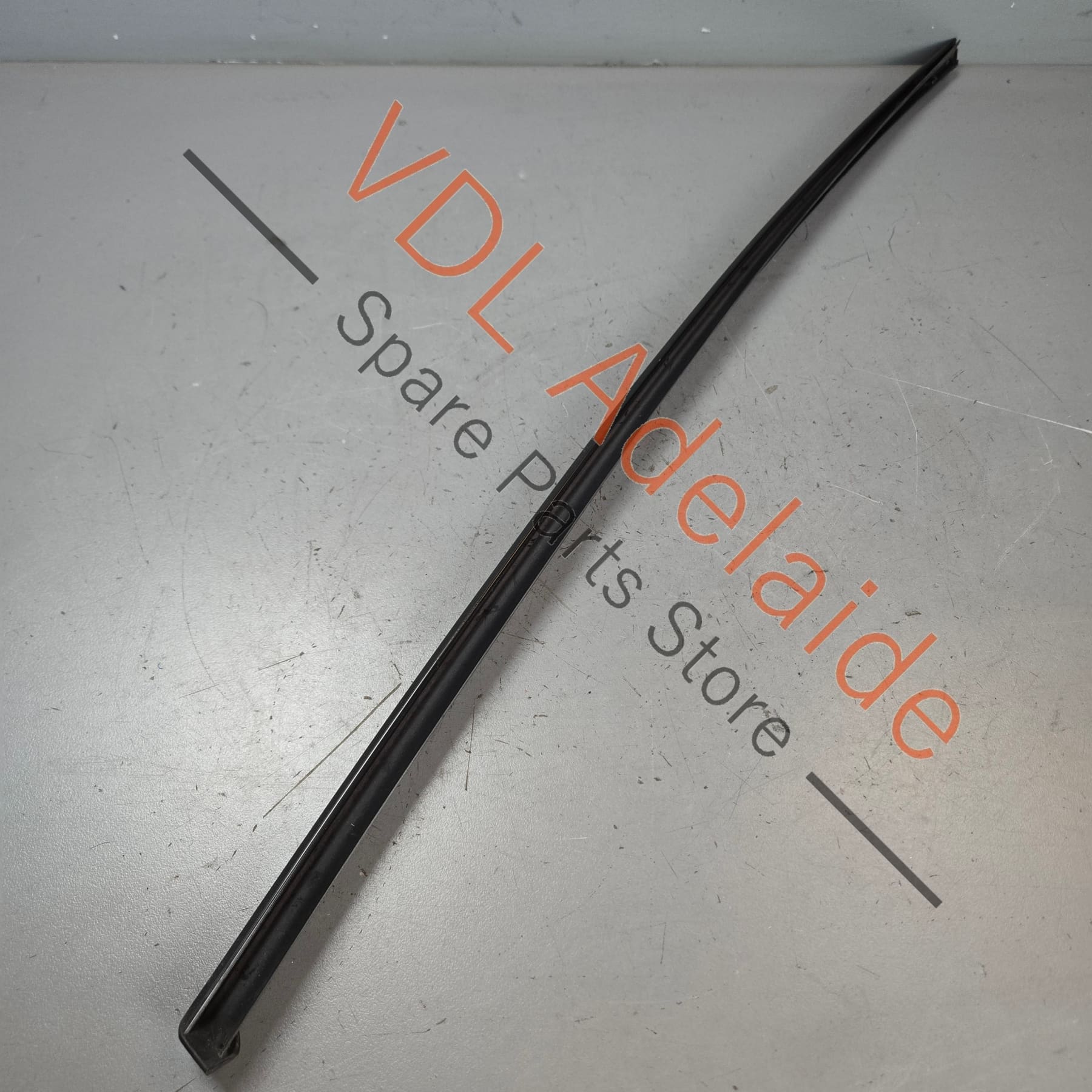 Audi A7 S7 RS7 Front Windscreen Right Water Deflector Strip Rubber Seal 4K8854328 - Image 3