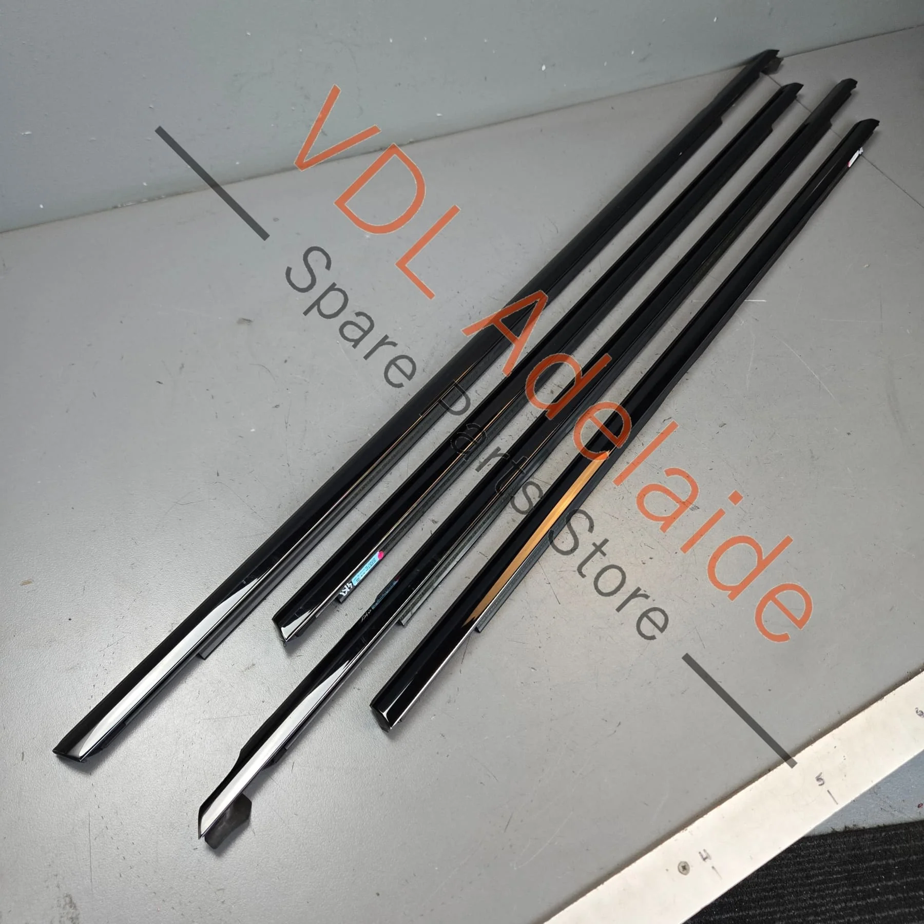 Audi RS7 Door Window Slot Aperture Seal Set of 4 Front & Rear Gloss Black 4K8837475A T94