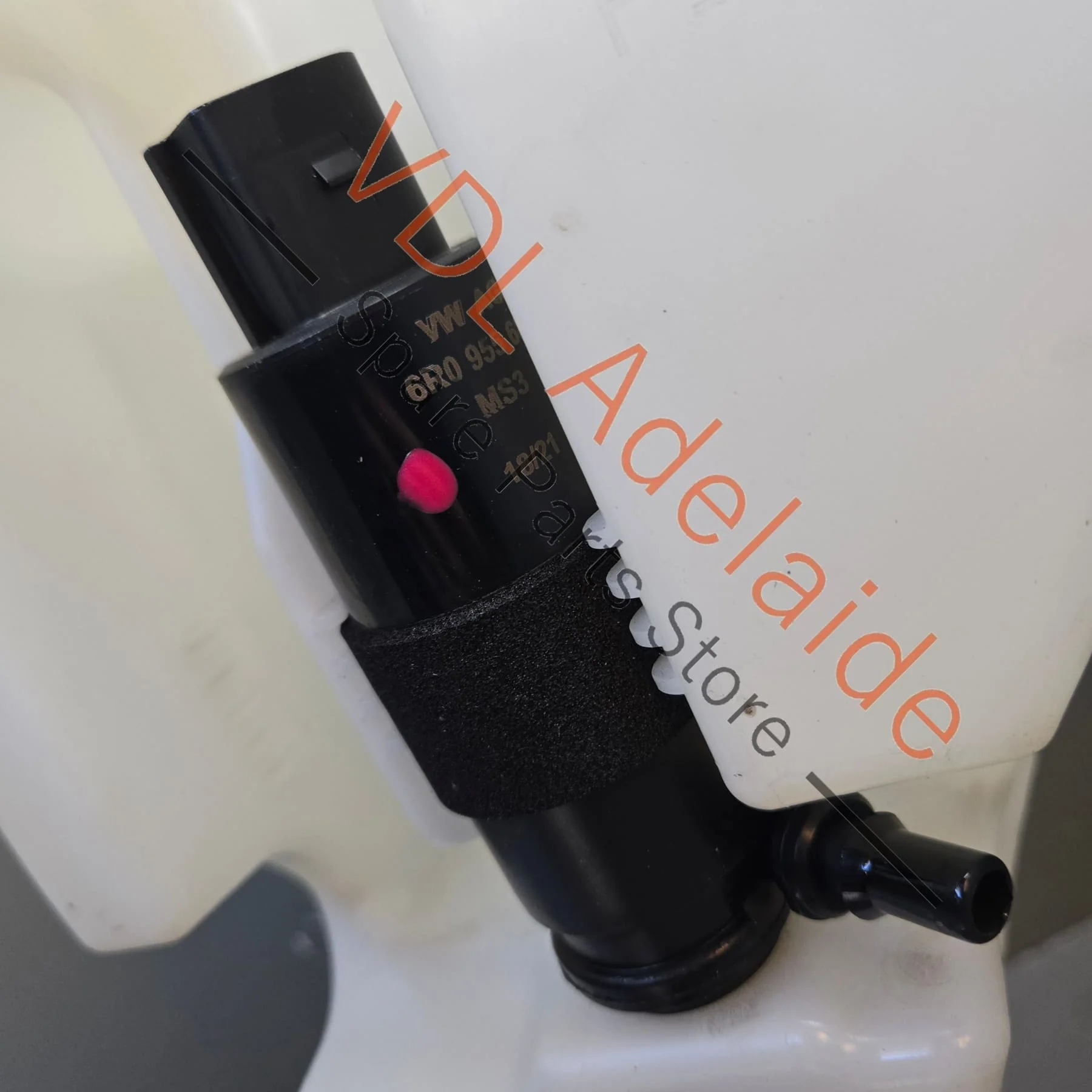 Audi A6 A7 S7 RS7 Windscreen Wash Water Reservoir Assembly 4K0955453F 4K8955463 - Image 5