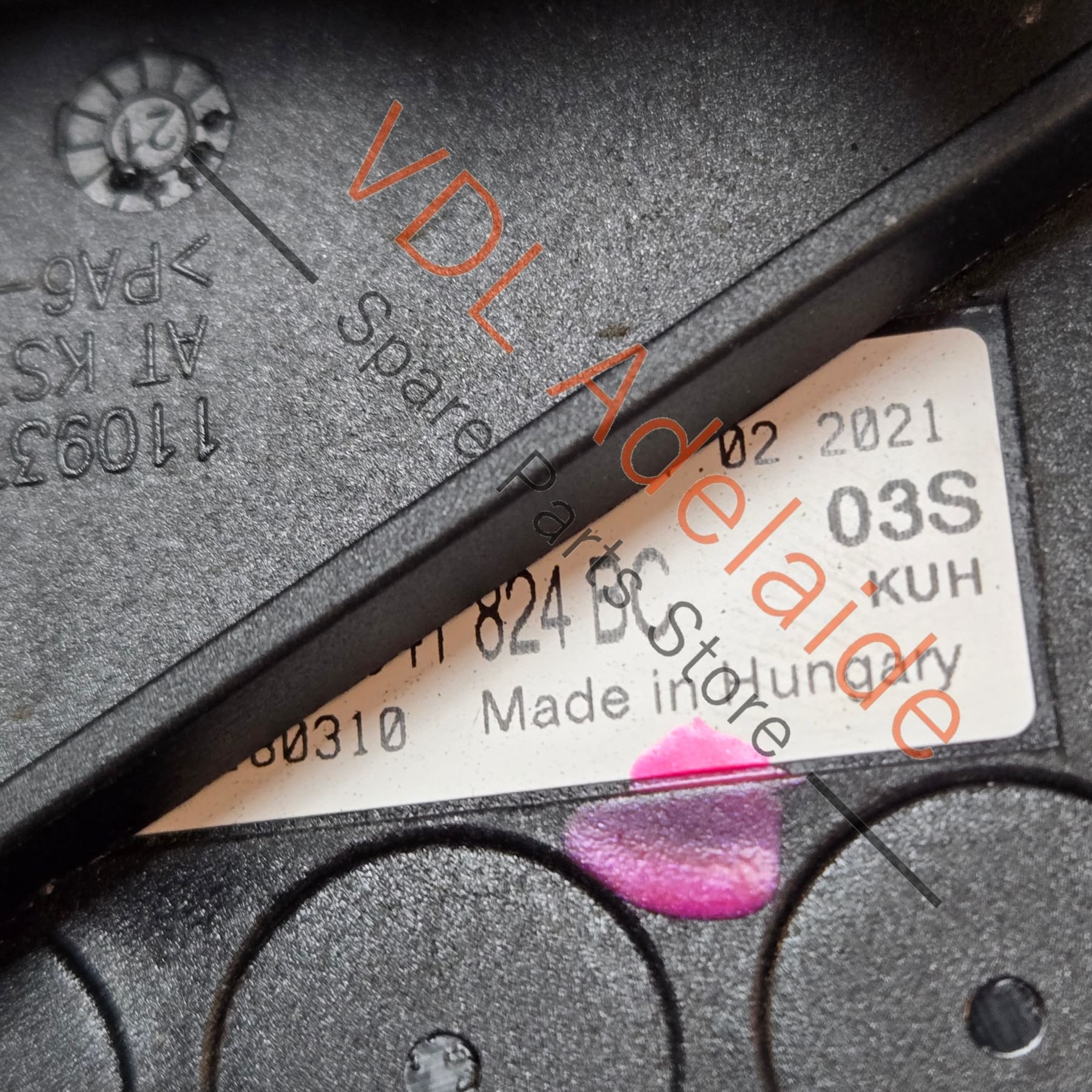 Audi 4K0941823J Junction box - Battery Connection Potential distributor - Image 5