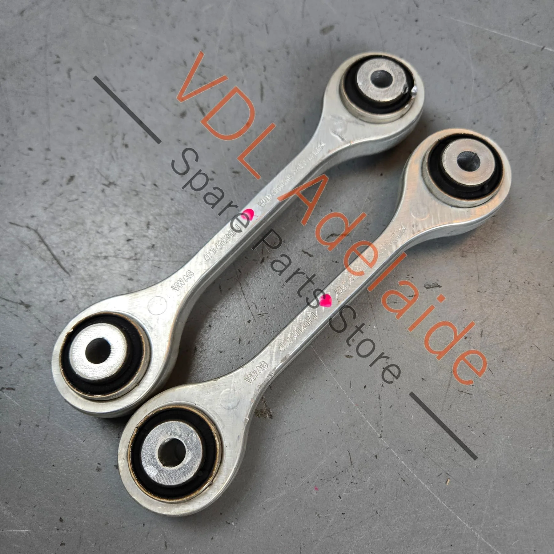 Audi Front Swaybar Suspension Link Rod 4M0411317L Pair