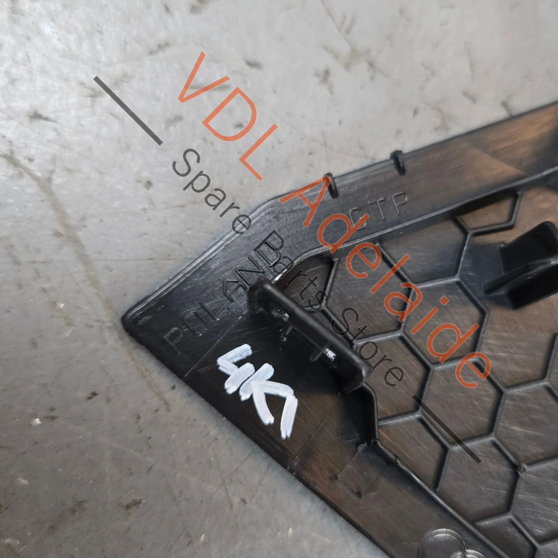 Audi A7 S7 RS7 Front Left Door Speaker Trim Cover 4K0035423A - Image 4