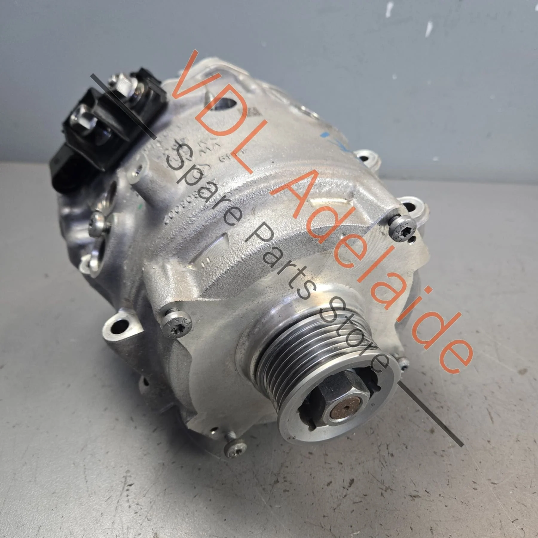 Audi RS6 RS7 RSQ8 VW 48V MHEV Alternator 4N1903028B 4N0903028T only 30xxxkm