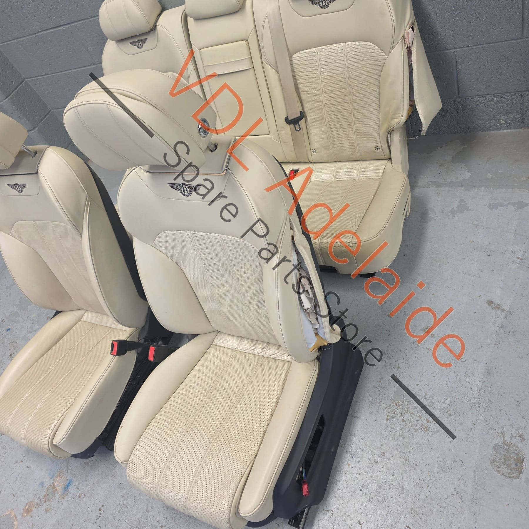 Bentley Bentayga Set of Cream Leather Seats 'Linen' with Contrast Stitching Logo - Image 5