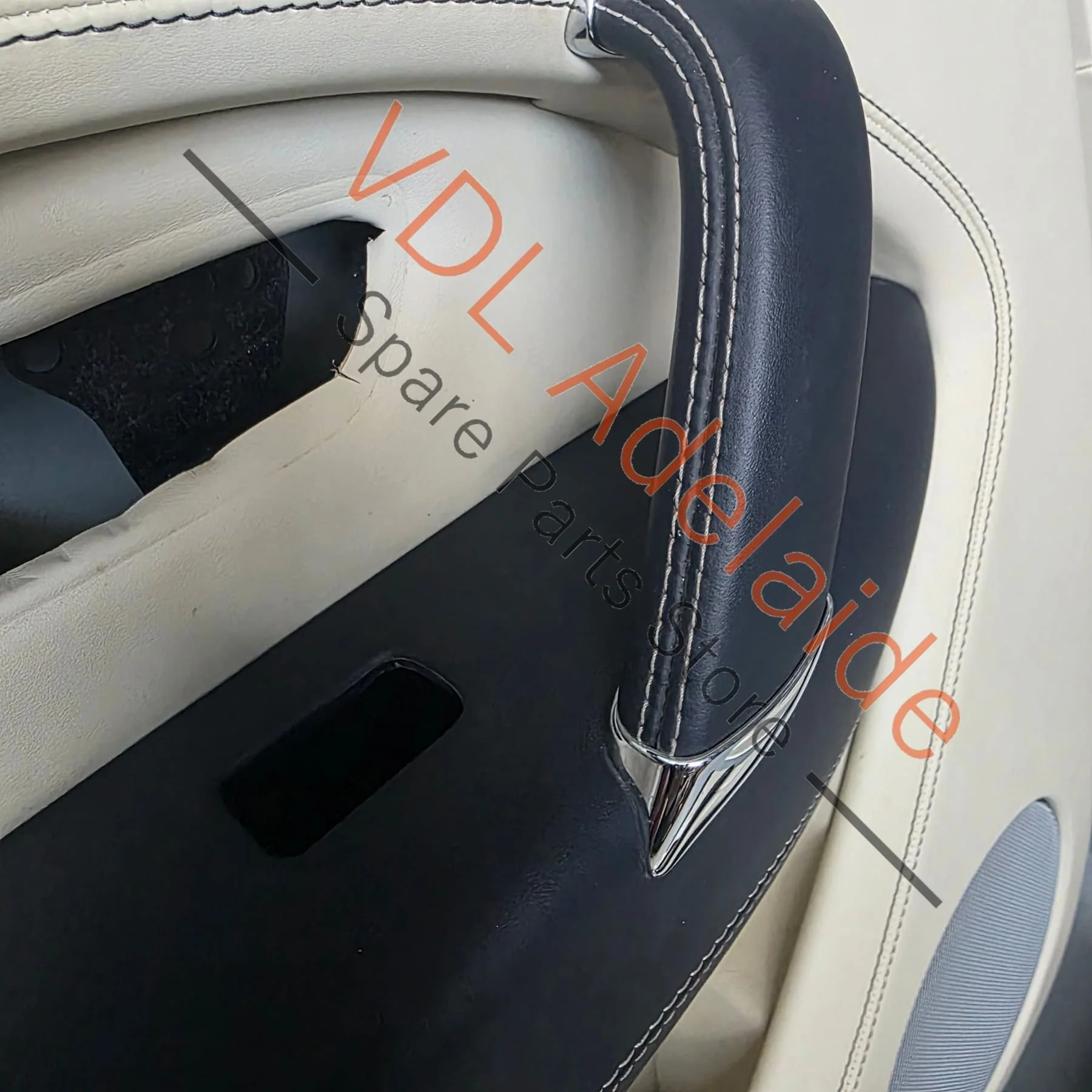 Bentley Bentayga Set of Door Trim Leather Hyde Colour Linen / Imperial Blue - Image 8