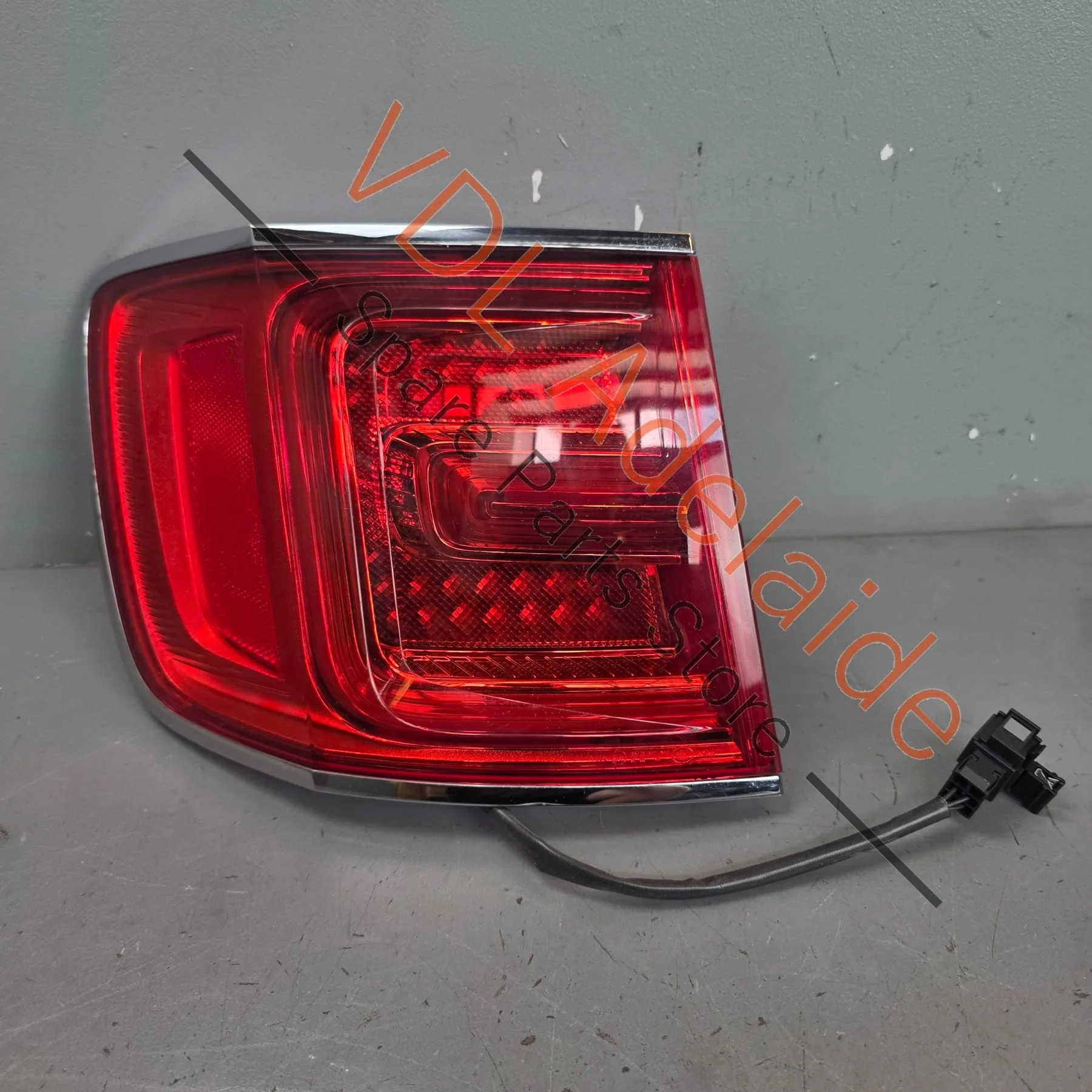 Bentley Bentayga Rear LED Tail Lamp Light Left Outer 36A945095H - Image 3