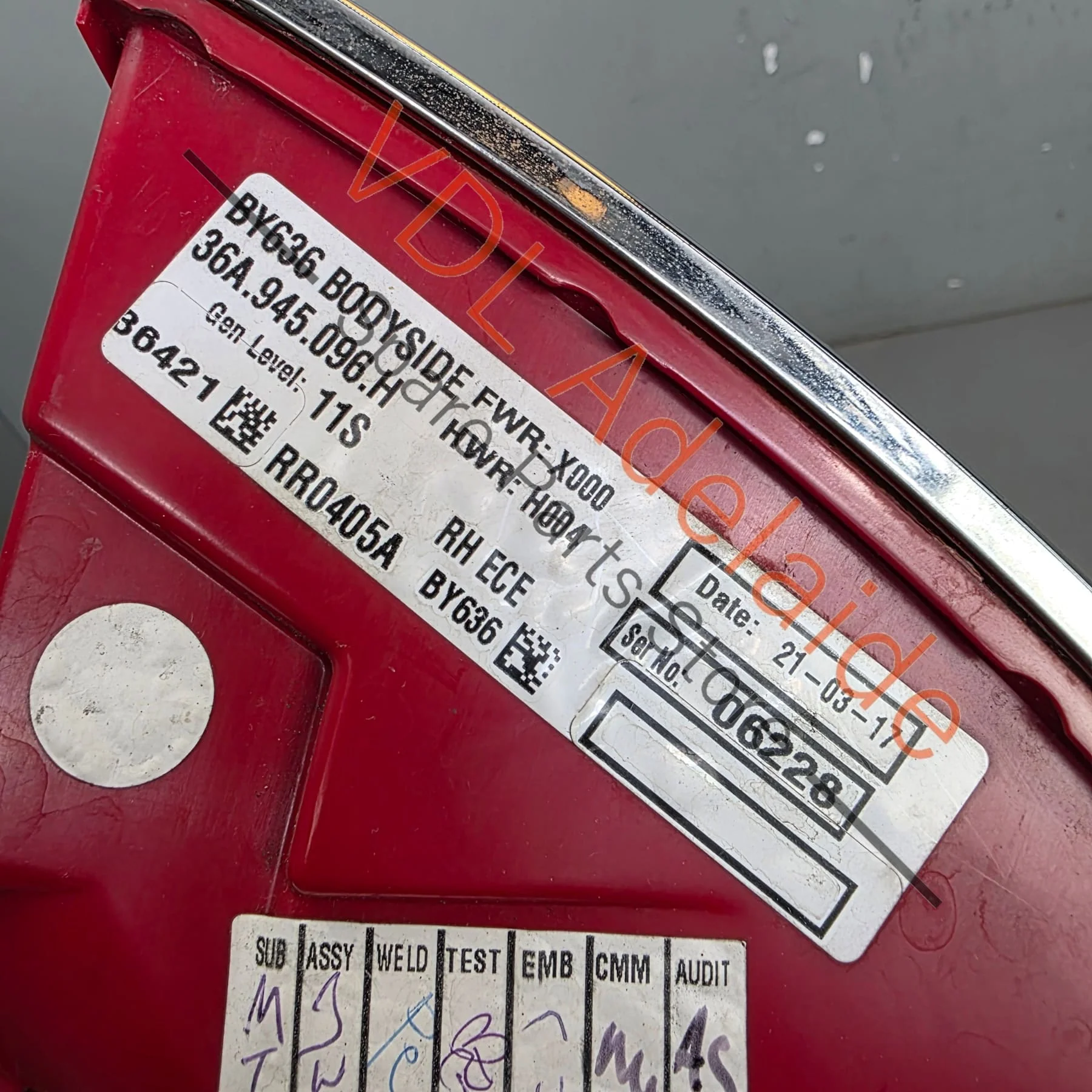 Bentley Bentayga Rear LED Tail Lamp Light Right Outer 36A945096H - Image 10