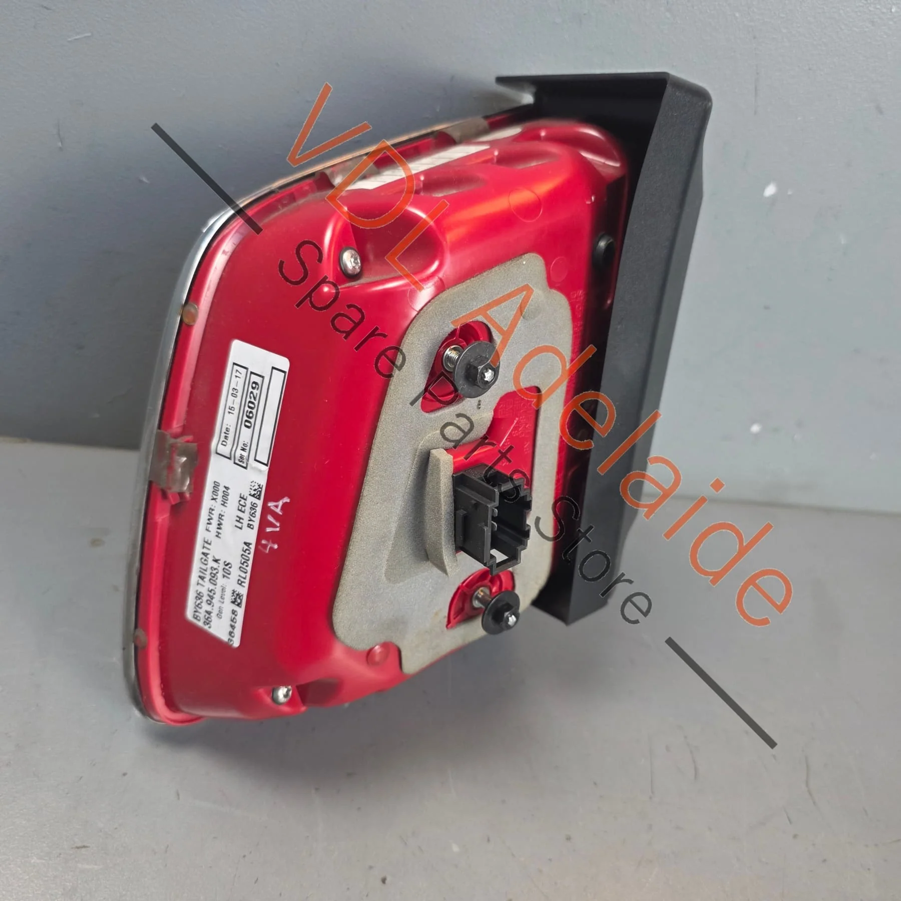 Bentley Bentayga Rear LED Tail Lamp Light Left Inner 36A945093K / 36A945093P - Image 5