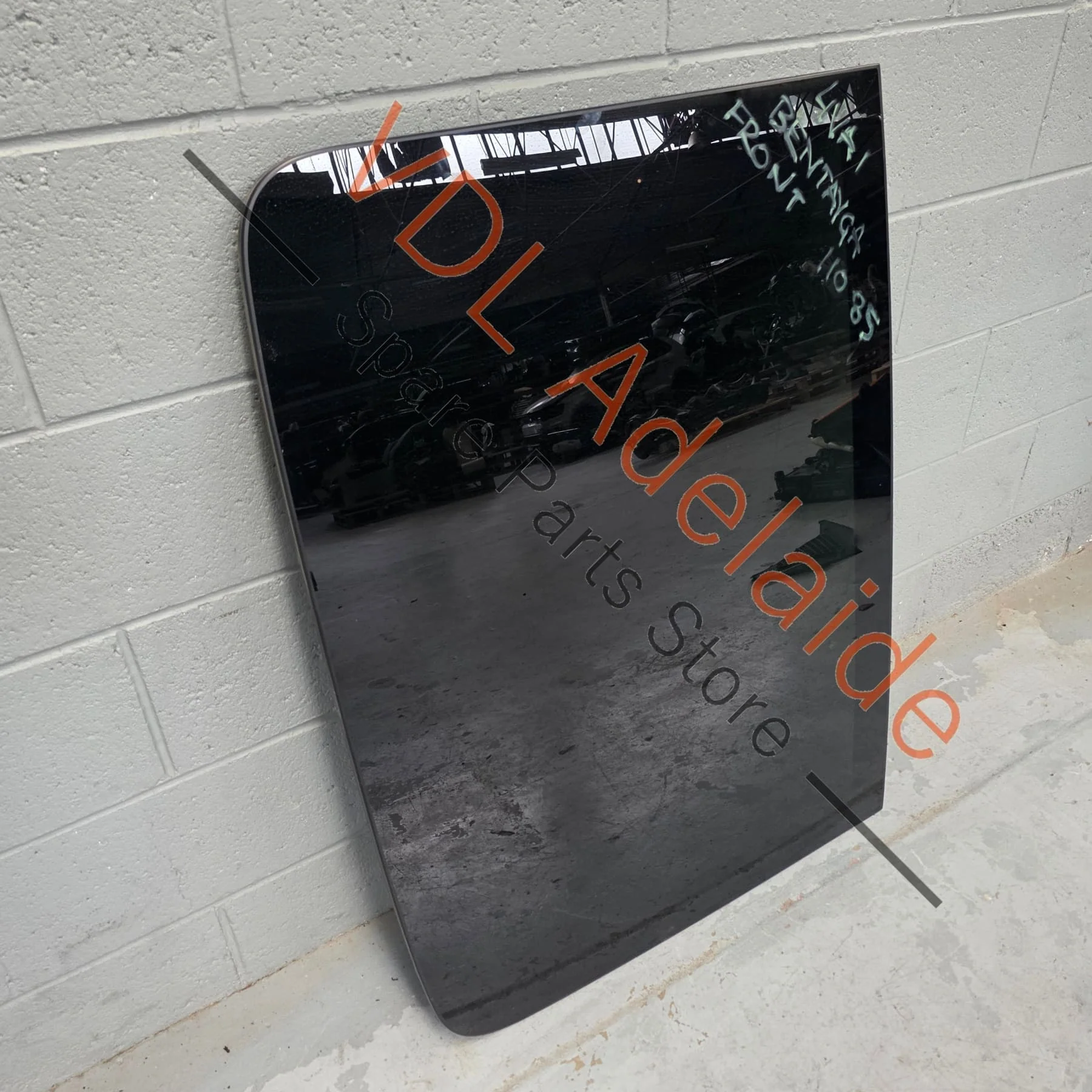 Audi Q7 Bentley Bentayga Panoramic Glass Roof Front 4M0877055C - Image 3