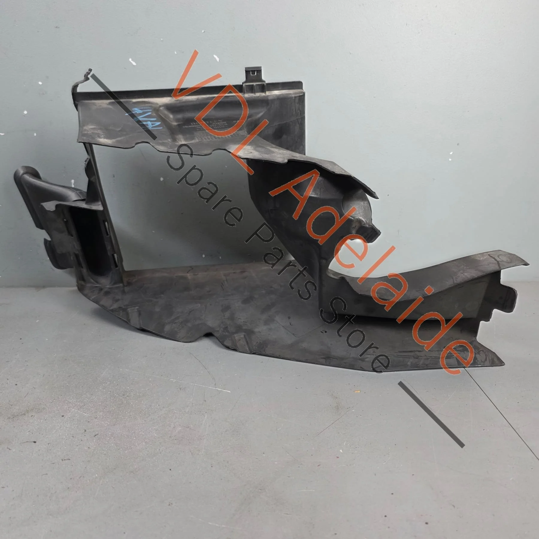 Bentley Bentayga V8 Right Side Radiator Air Duct Guide 36A117340 - Image 4